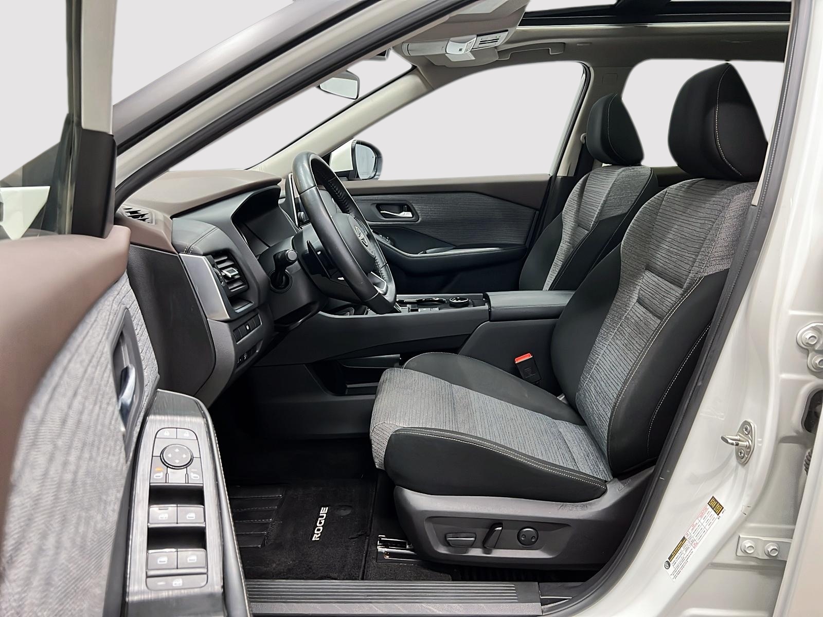 Nissan Rogue SV TOIT PANO 4RM 2023 — photo 7