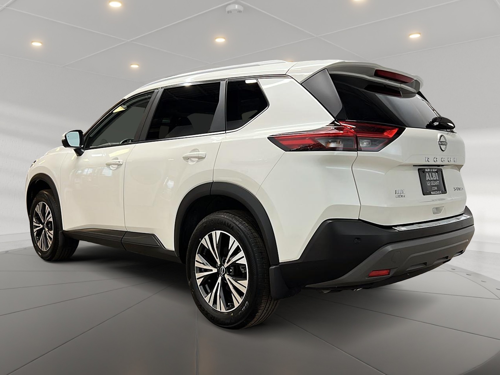 Nissan Rogue SV TOIT PANO 4RM 2023 — photo 6