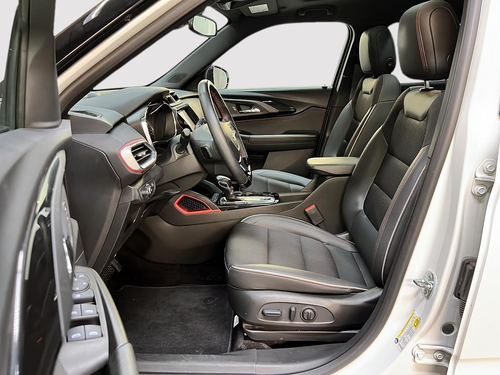 Chevrolet Trailblazer 1RS TECH TOIT PANO 4RM 2023 - image #7