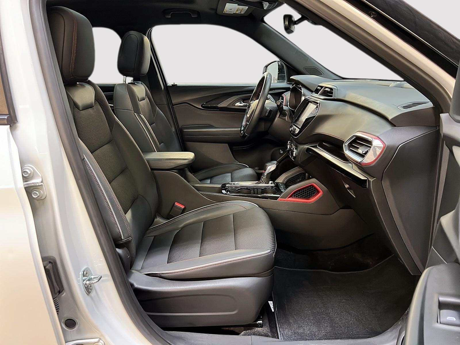 Chevrolet Trailblazer 1RS TECH TOIT PANO 4RM 2023 - image #8