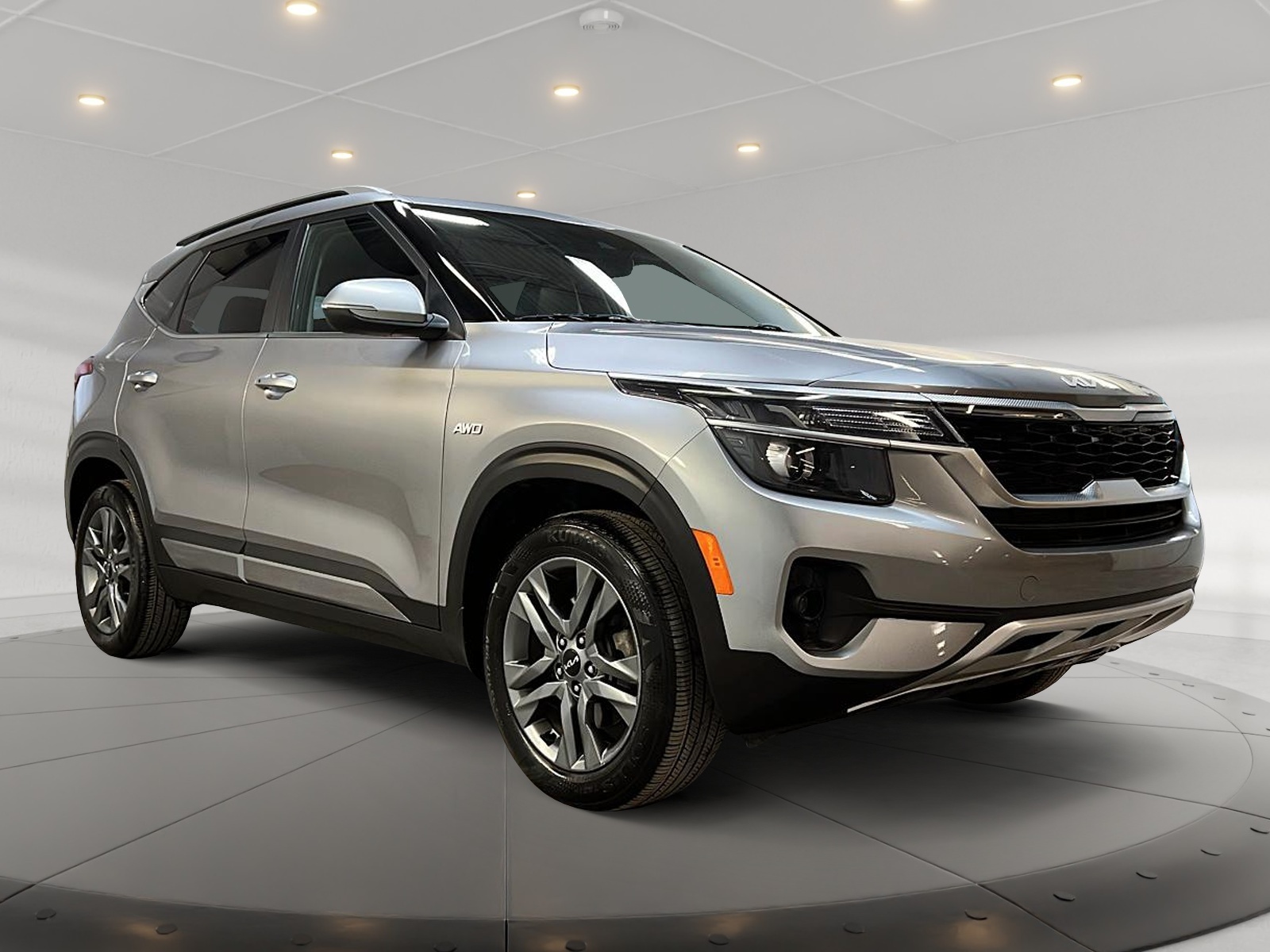 Kia SELTOS EX CUIR TOIT 4RM 2023 - image #3