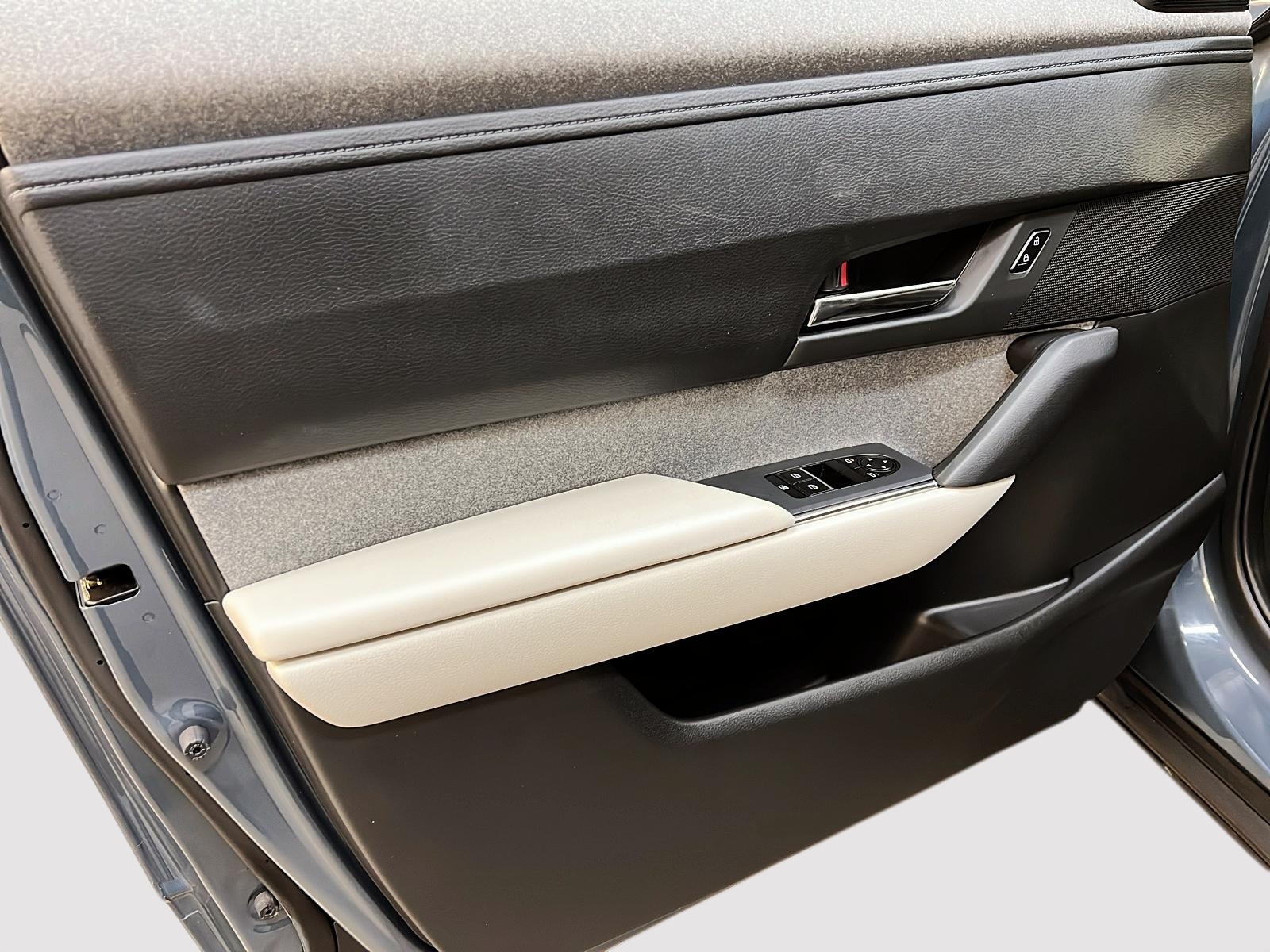 Mazda MX-30 GS NAV 2023 - image #24