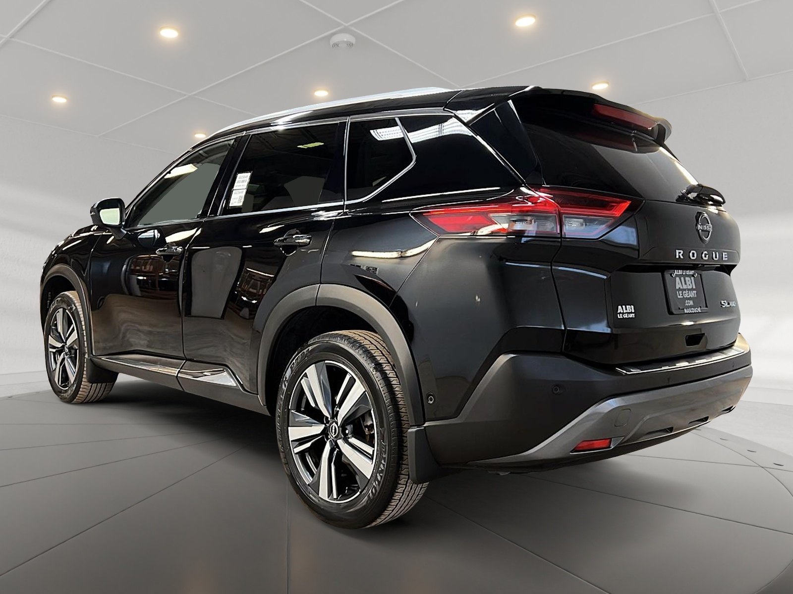 Nissan Rogue 2023 - Image #6