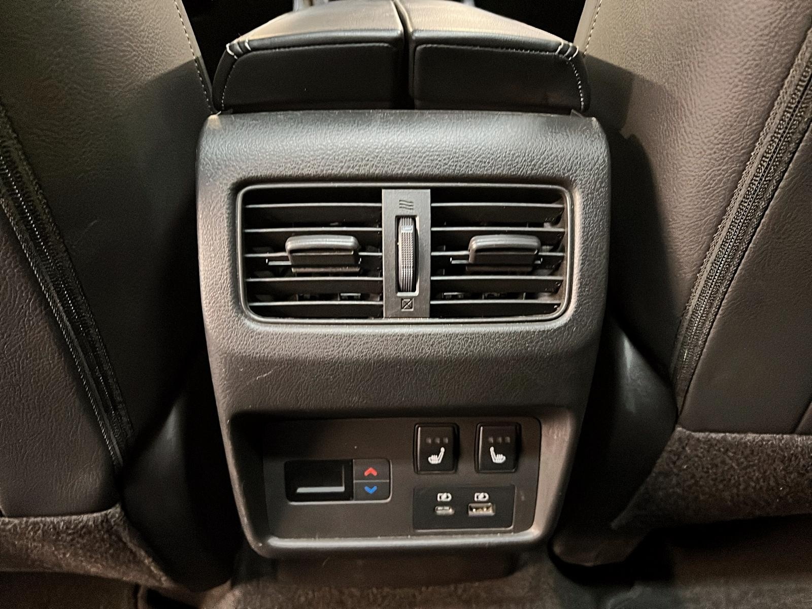 Nissan Rogue SL CUIR TOIT PANO NAV 4RM 2023 - image #11