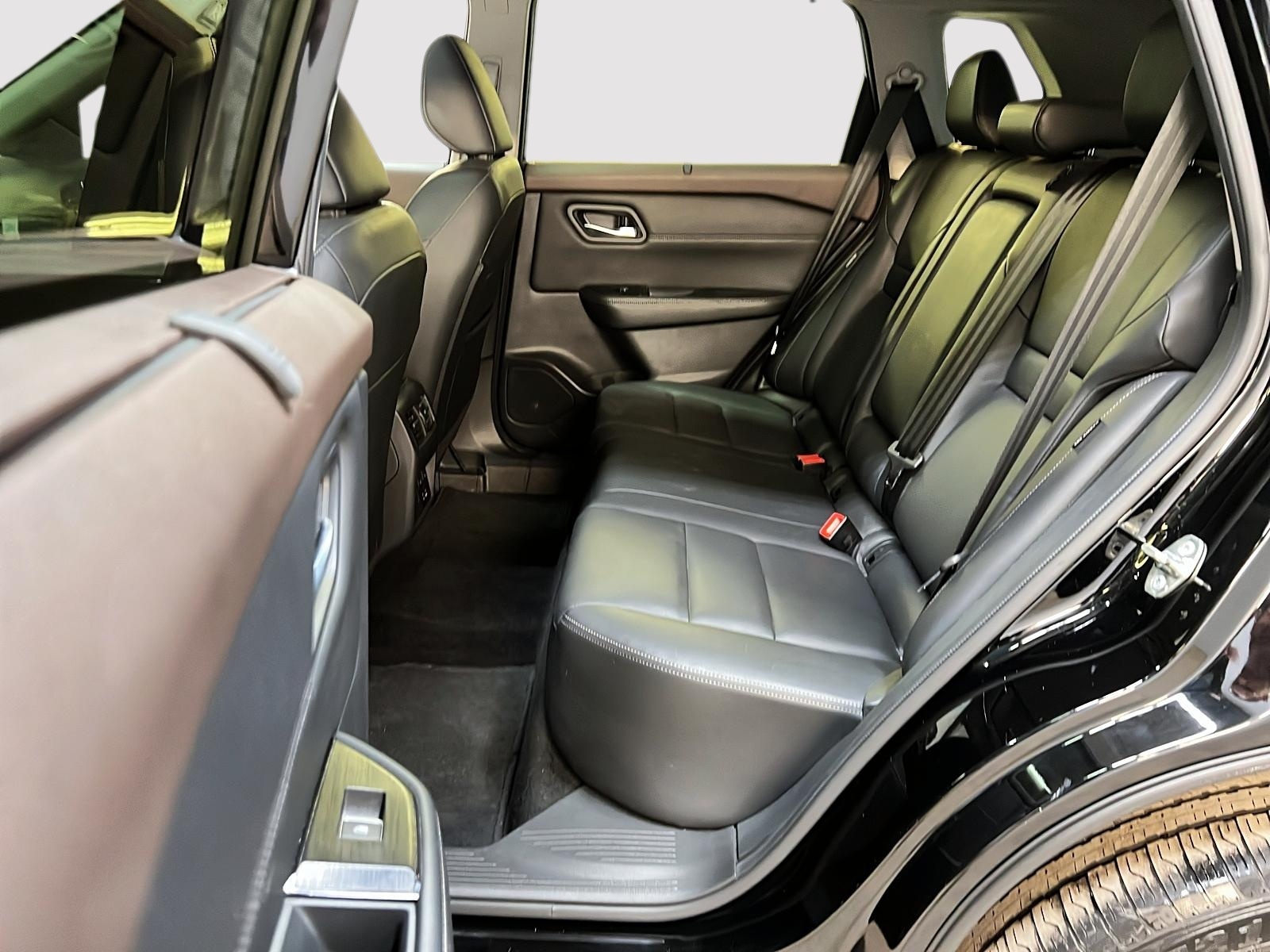 Nissan Rogue 2023 - Image #9