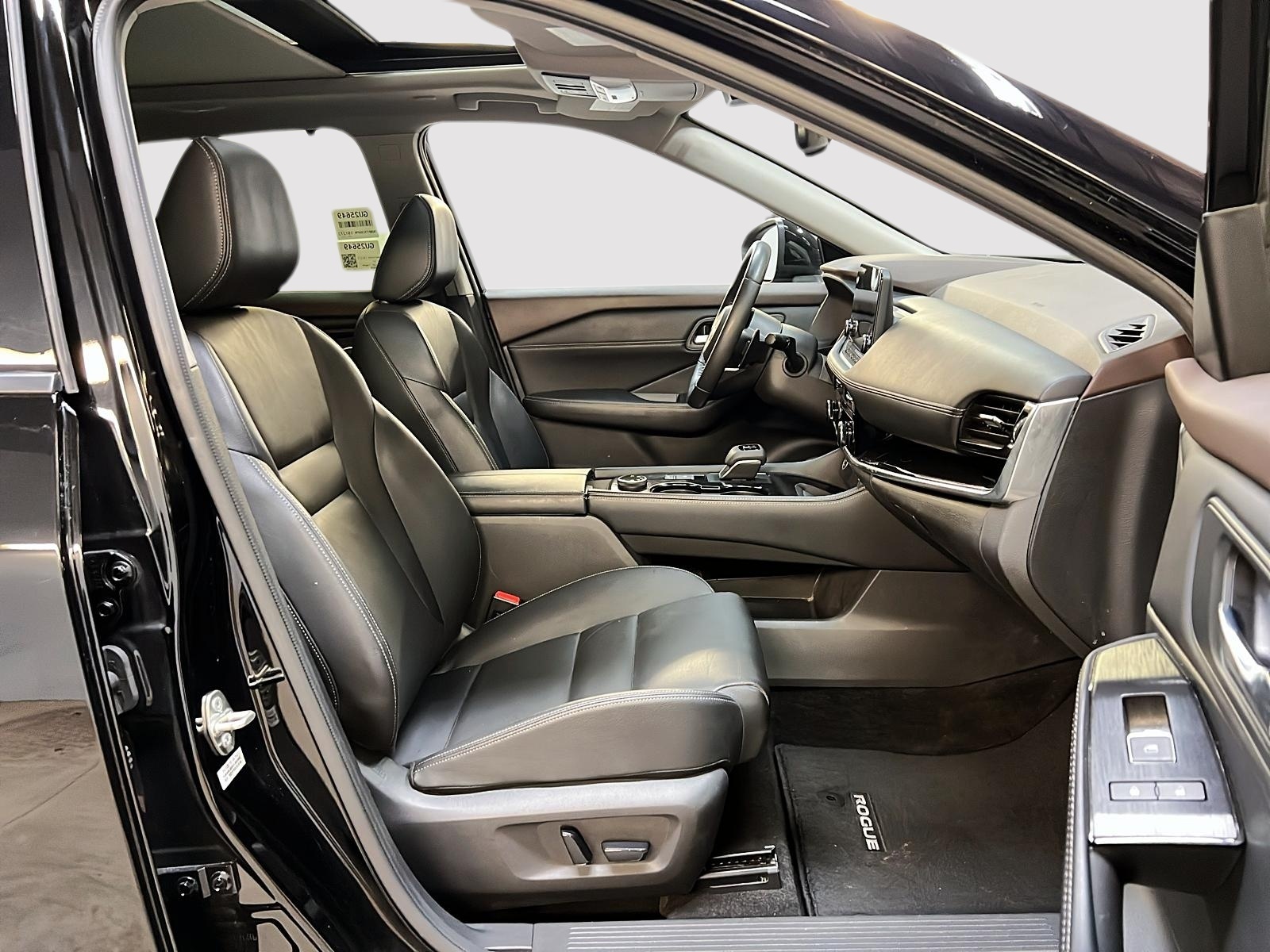 Nissan Rogue 2023 - Image #8