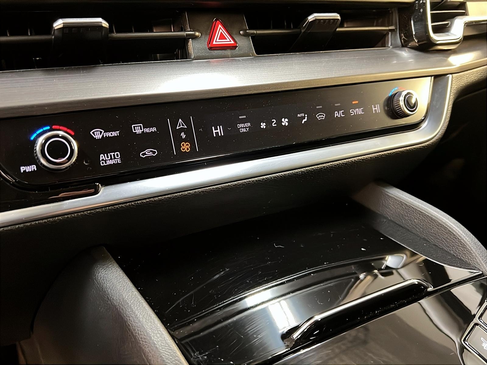 Kia Sportage EX HYBRIDE CUIR NAV 4RM 2024 - image #14