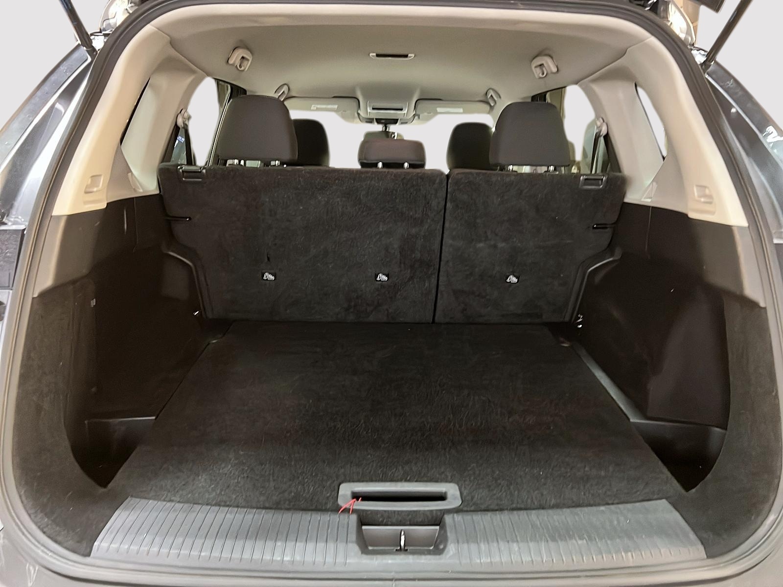 Nissan Rogue S 2023 - image #12