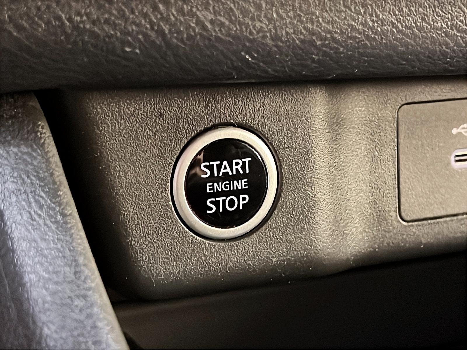 Nissan Rogue 2023 - Image #17