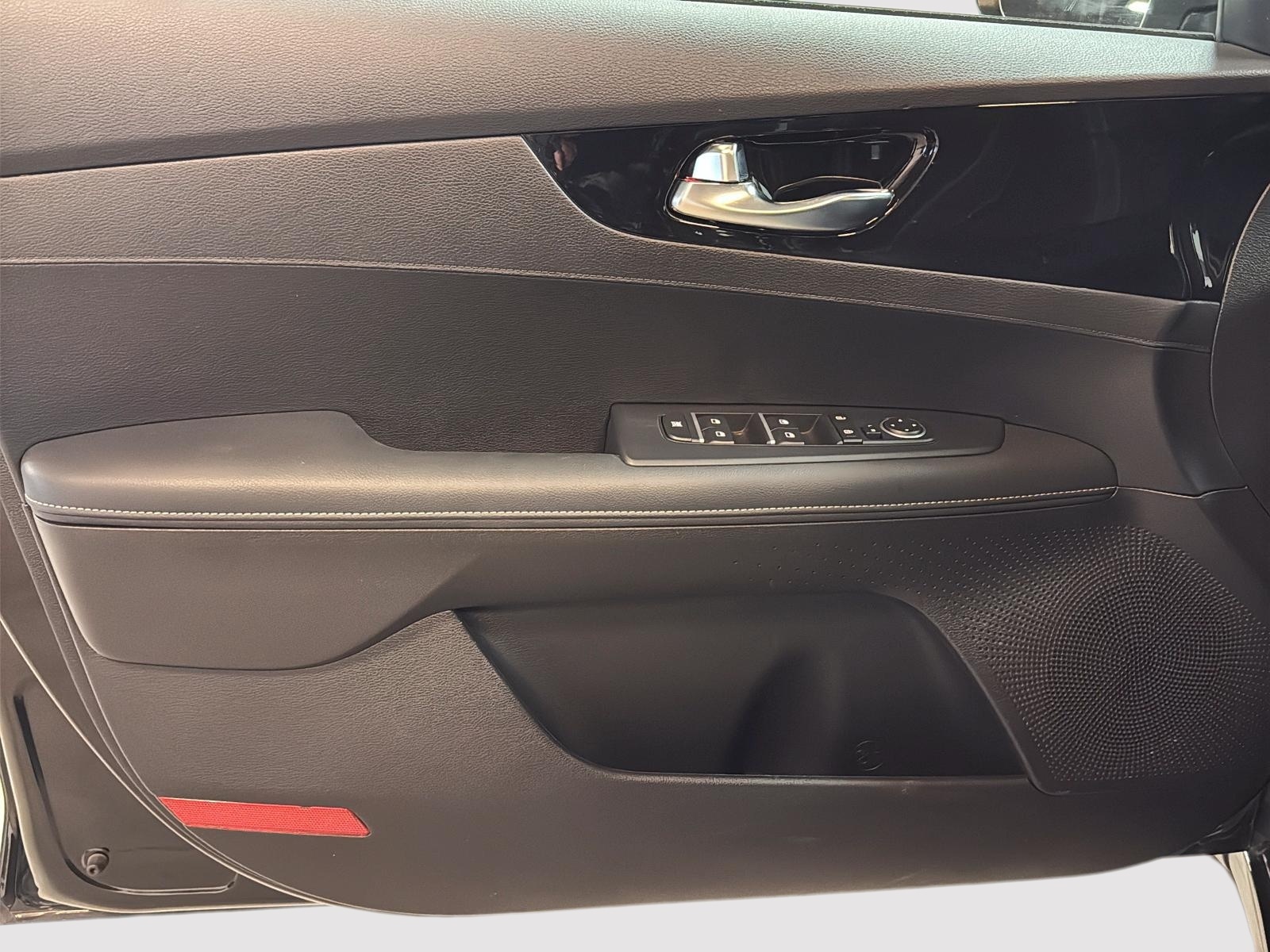 Kia Forte 2024 - Image #22