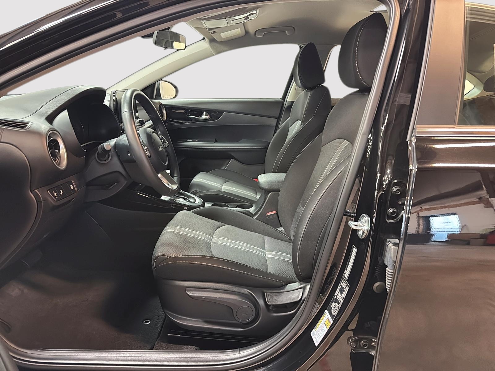 Kia Forte EX 2024 - image #7