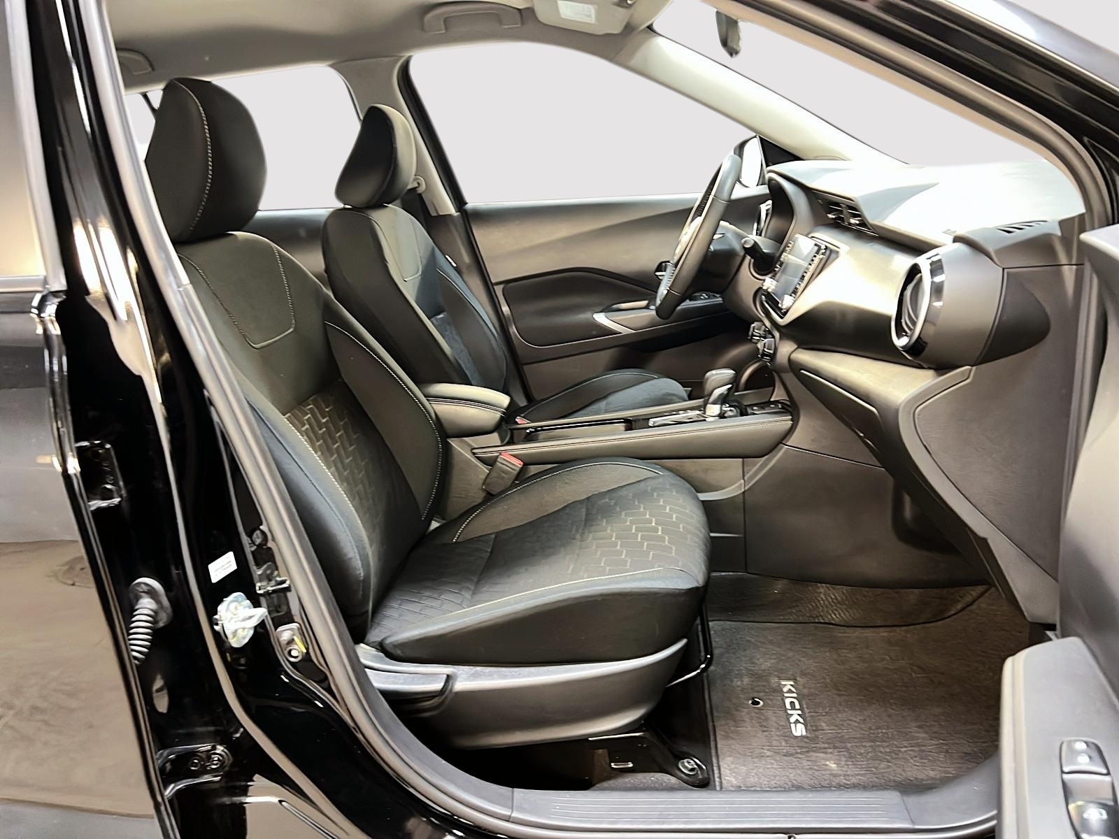 Nissan Kicks SV SPECIAL EDITION 2024 — photo 8