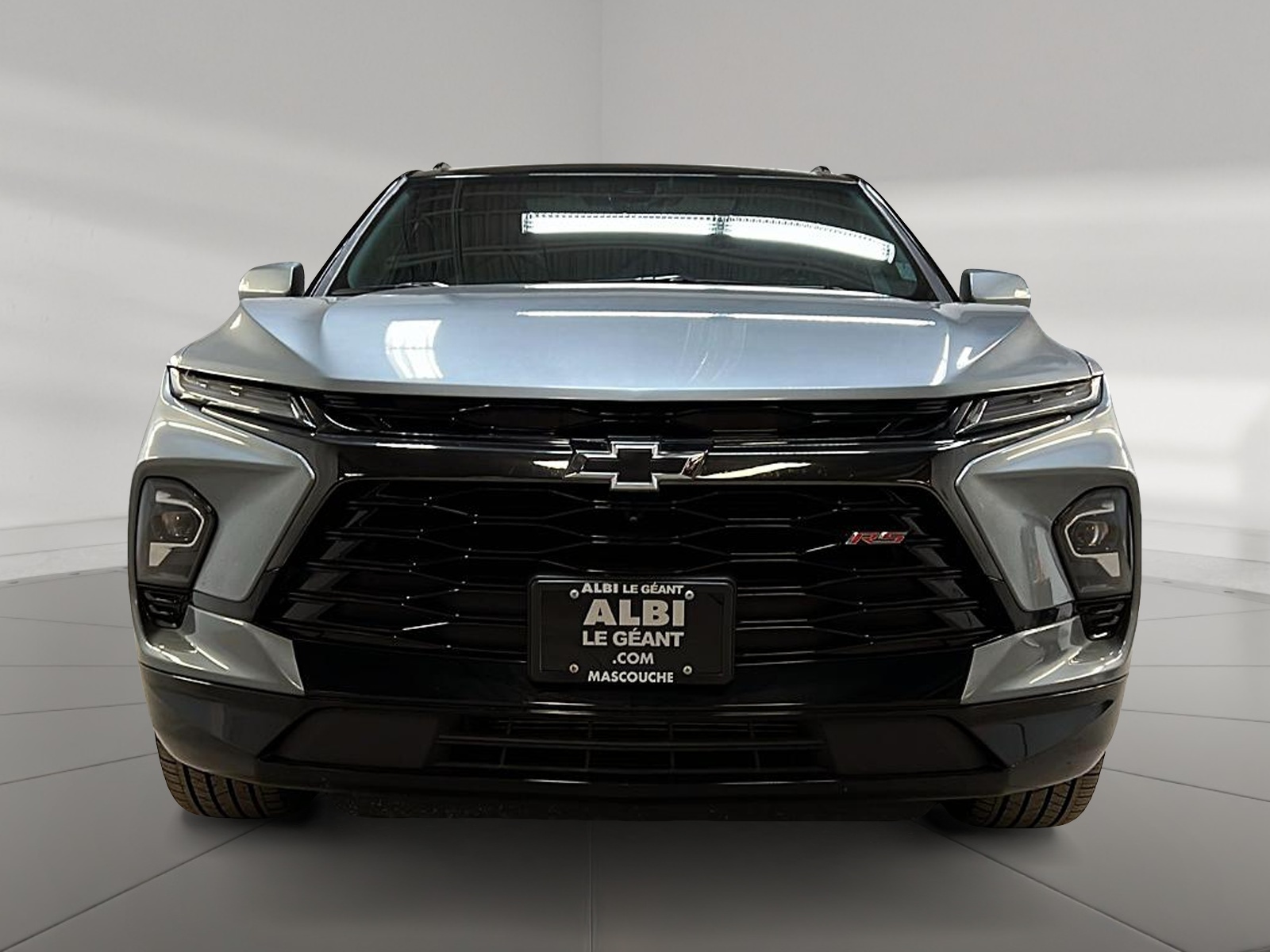 Chevrolet Blazer 2023 - Image #2