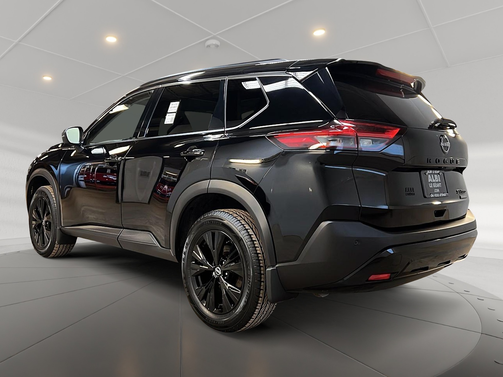 Nissan Rogue SV MIDNIGHT CUIR TOIT PANO 4RM 2023 — photo 6