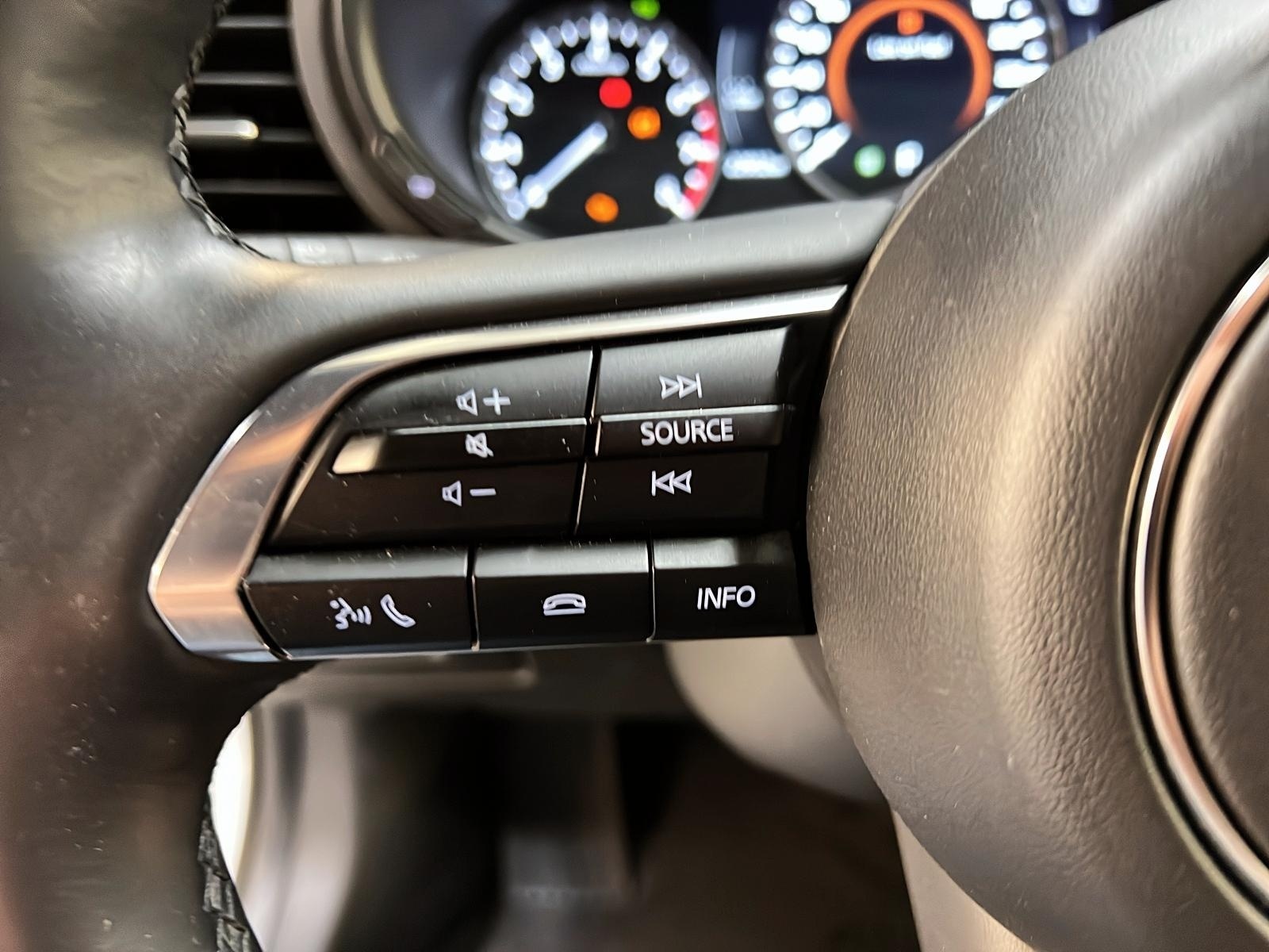 Mazda Mazda3 Sport GT TURBO CUIR TOIT NAV 4RM 2024 - image #22