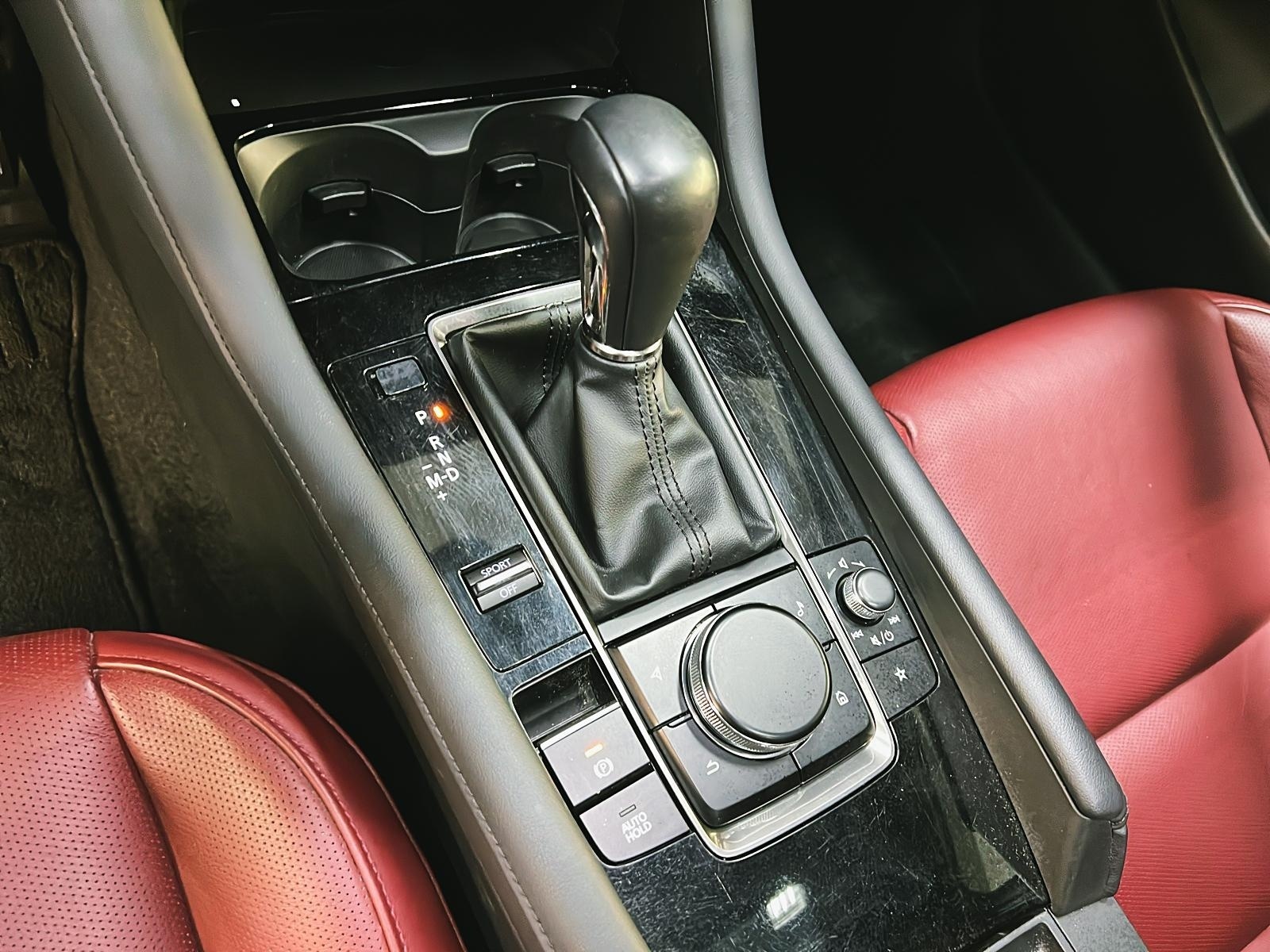 Mazda Mazda3 Sport GT TURBO CUIR TOIT NAV 4RM 2024 - image #15