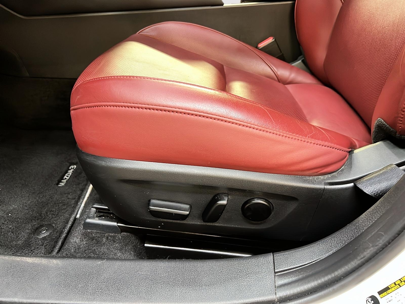 Mazda Mazda3 Sport GT TURBO CUIR TOIT NAV 4RM 2024 - image #26