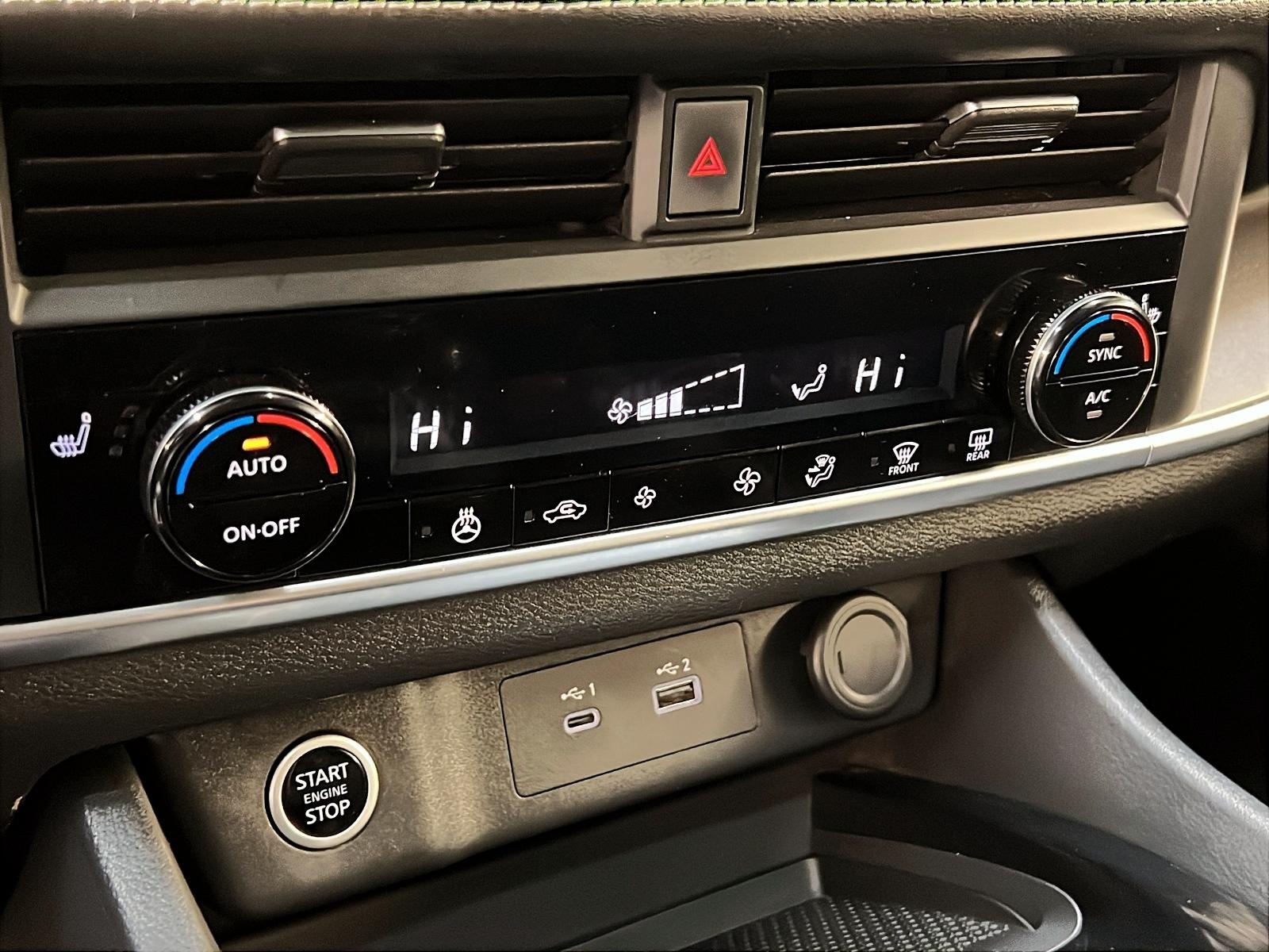 Nissan Rogue 2023 - Image #17