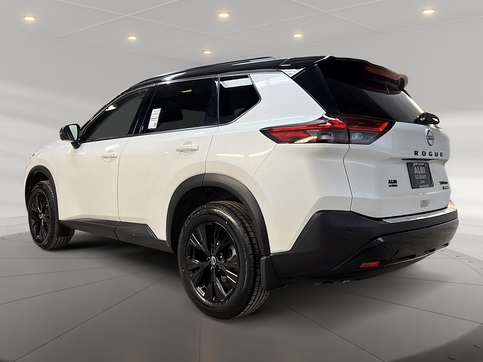 Nissan Rogue 2023 - Image #6