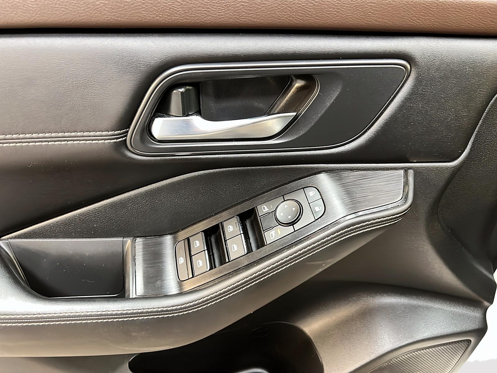 Nissan Rogue 2023 - Image #24