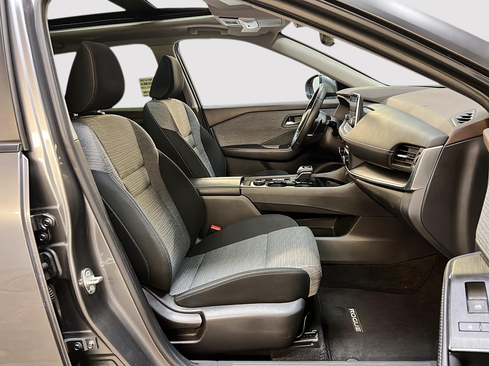 Nissan Rogue SV TOIT PANO 4RM 2023 — photo 8