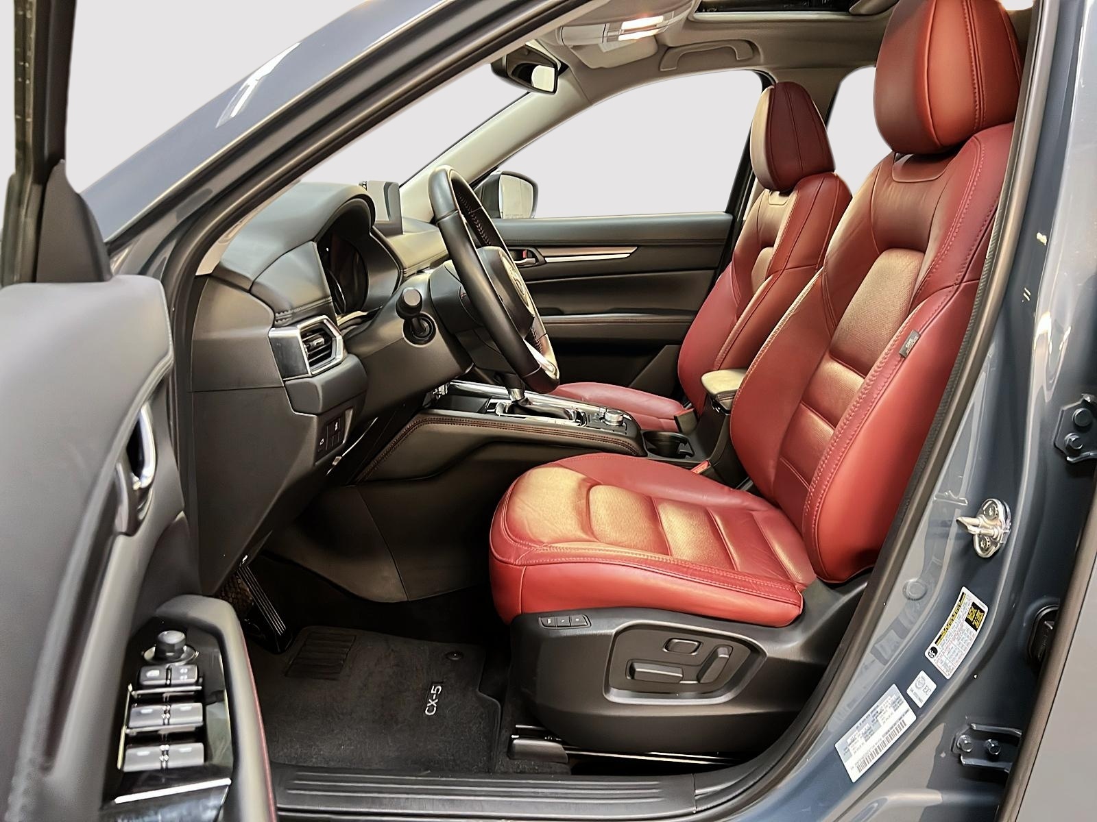 Mazda CX-5 KURO CUIR TOIT 4RM 2023 - image #7