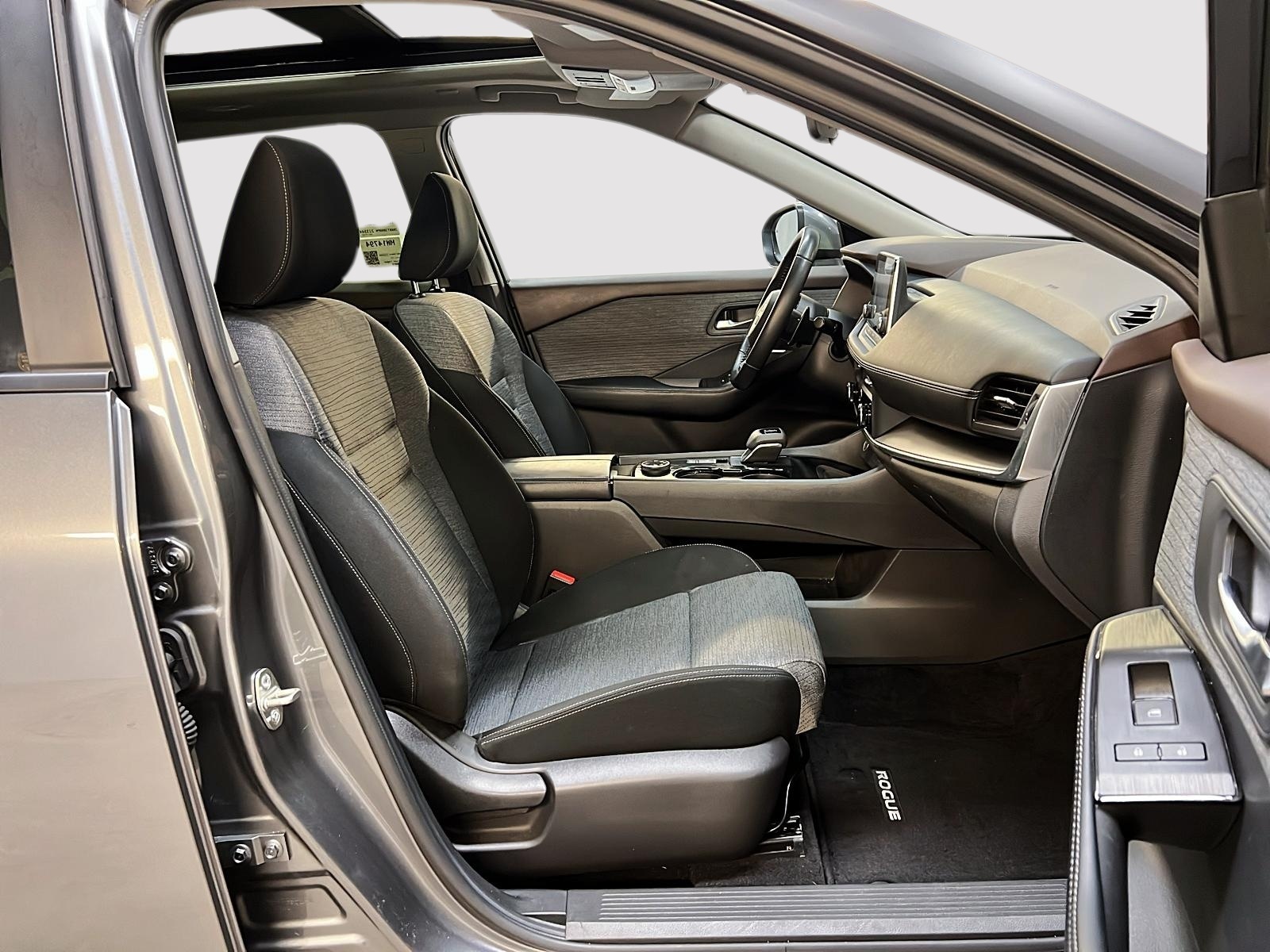 Nissan Rogue SV TOIT PANO 4RM 2023 — photo 8
