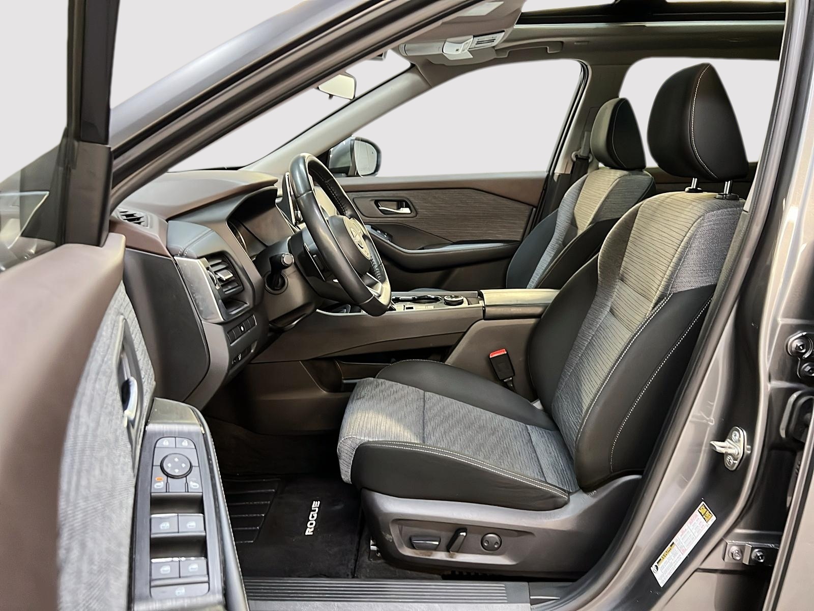Nissan Rogue SV TOIT PANO 4RM 2023 — photo 7