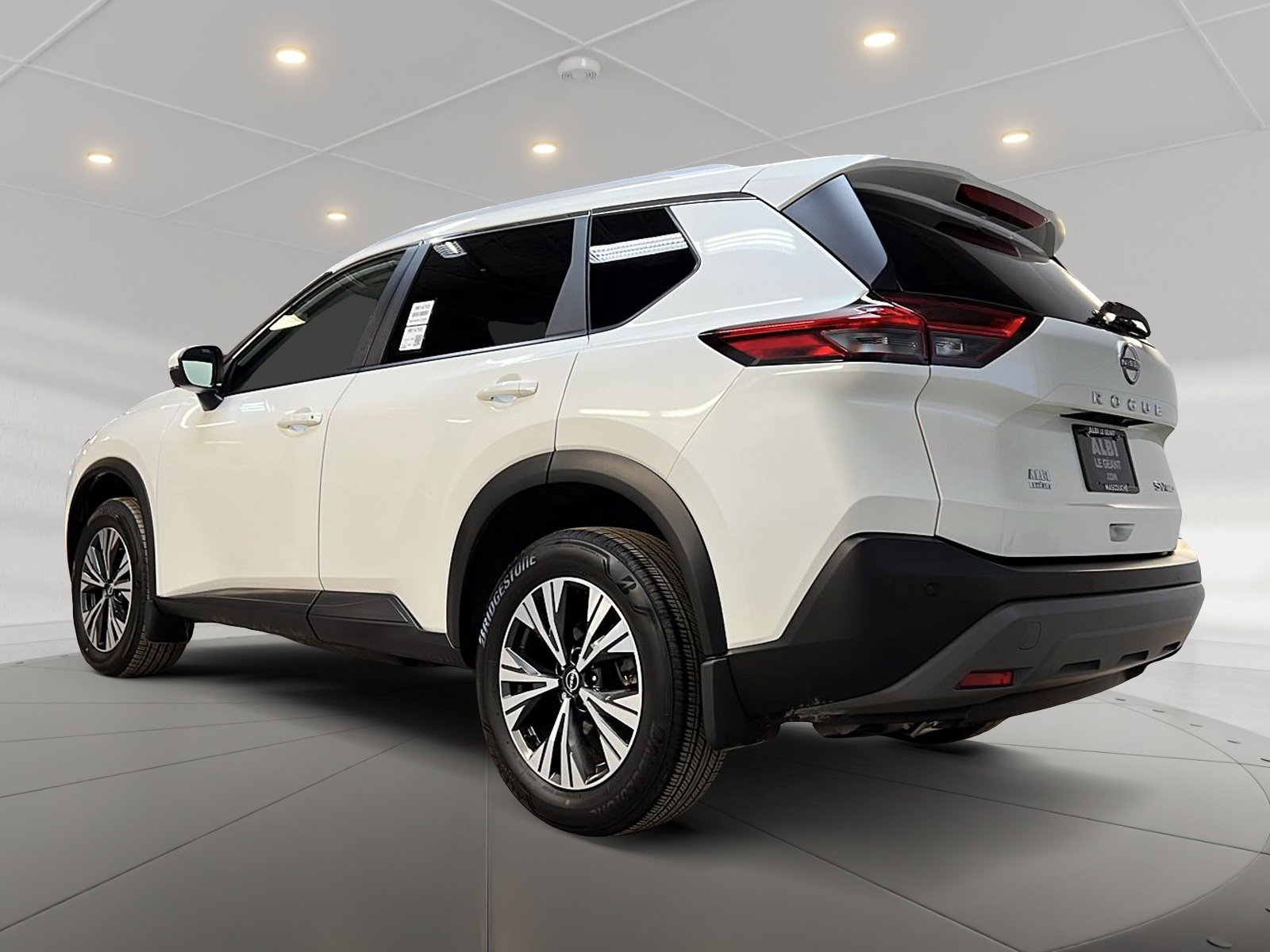 Nissan Rogue SV TOIT PANO 4RM 2023 — photo 6