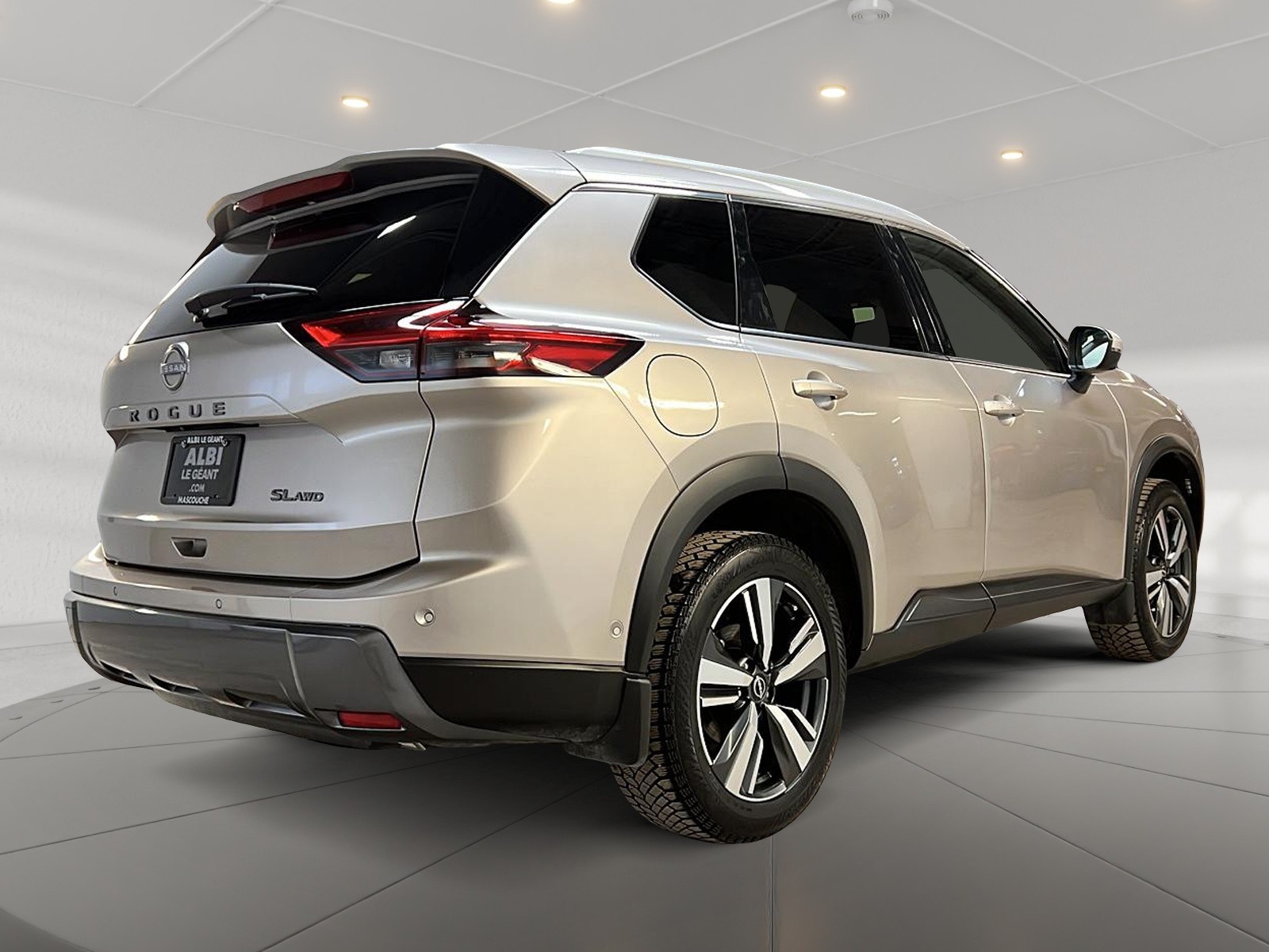 Nissan Rogue 2024 - Image #4
