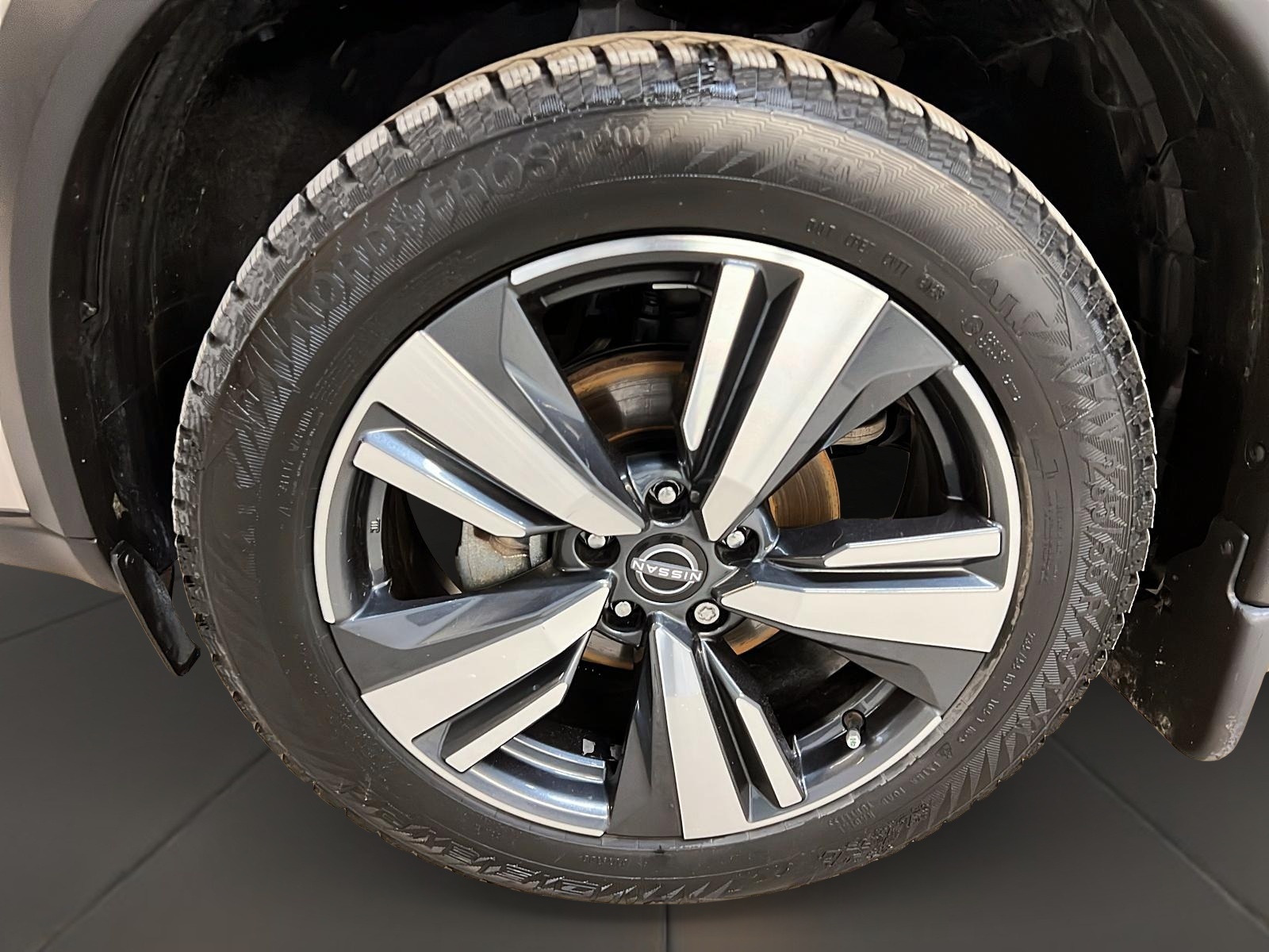 Nissan Rogue SL CUIR TOIT PANO NAV 4RM 2024 - image #30