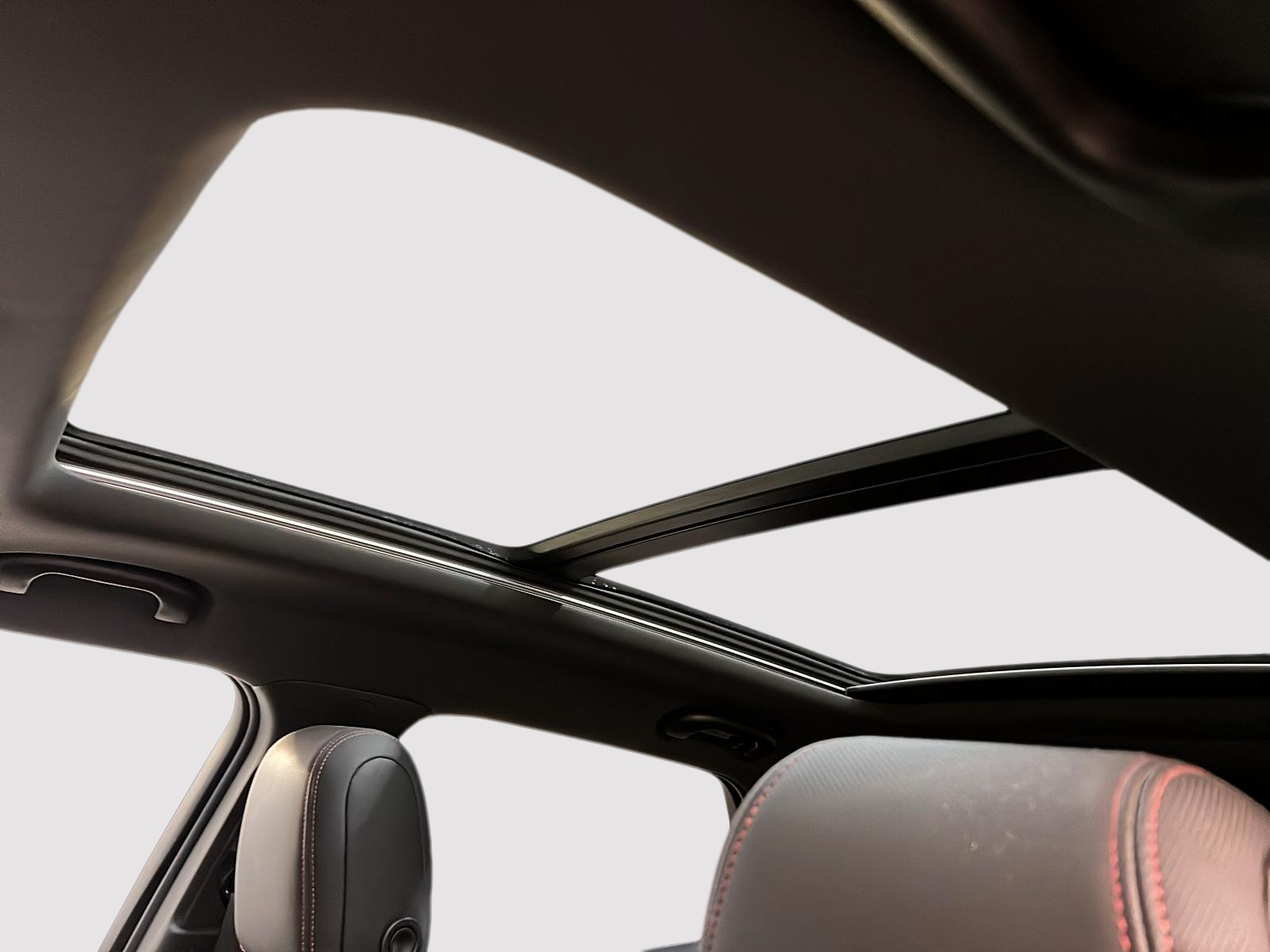 Chevrolet Trailblazer 1RS TOIT PANO 4RM 2022 - image #10