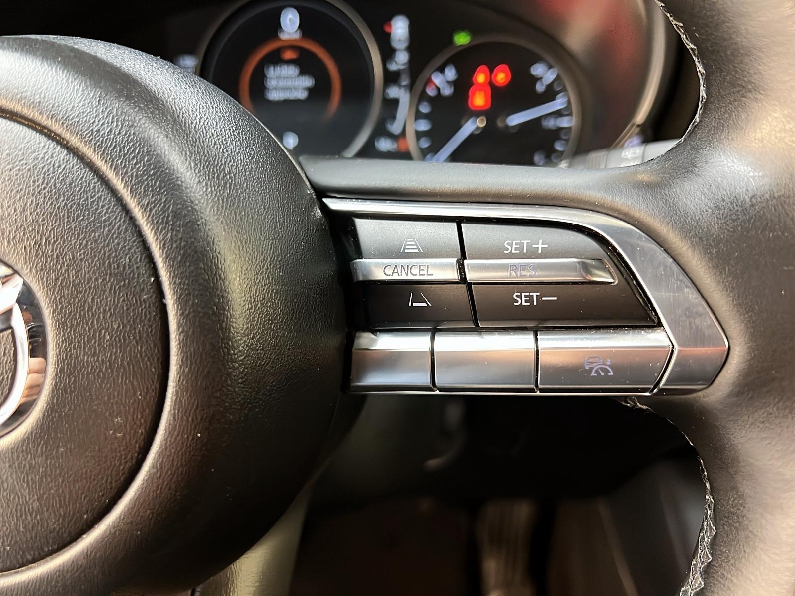 Mazda Mazda3 Sport 2022 - Image #20