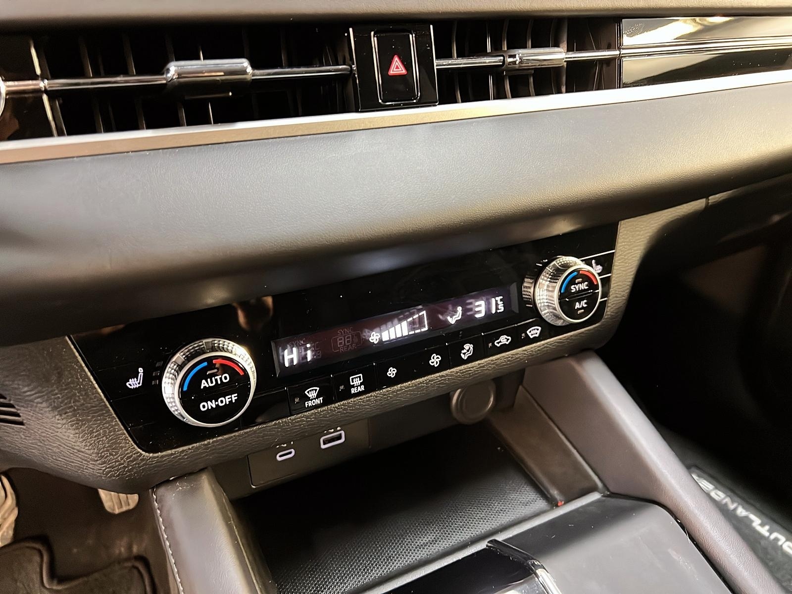 Mitsubishi Outlander ES S AWC 2024 - image #14