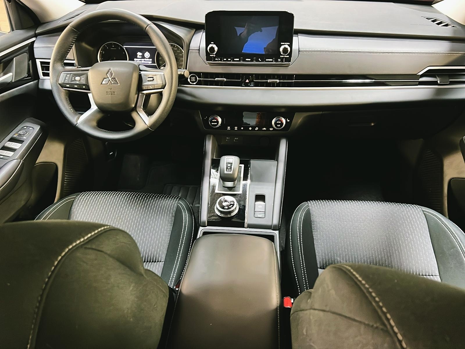 Mitsubishi Outlander ES S AWC 2024 - image #10