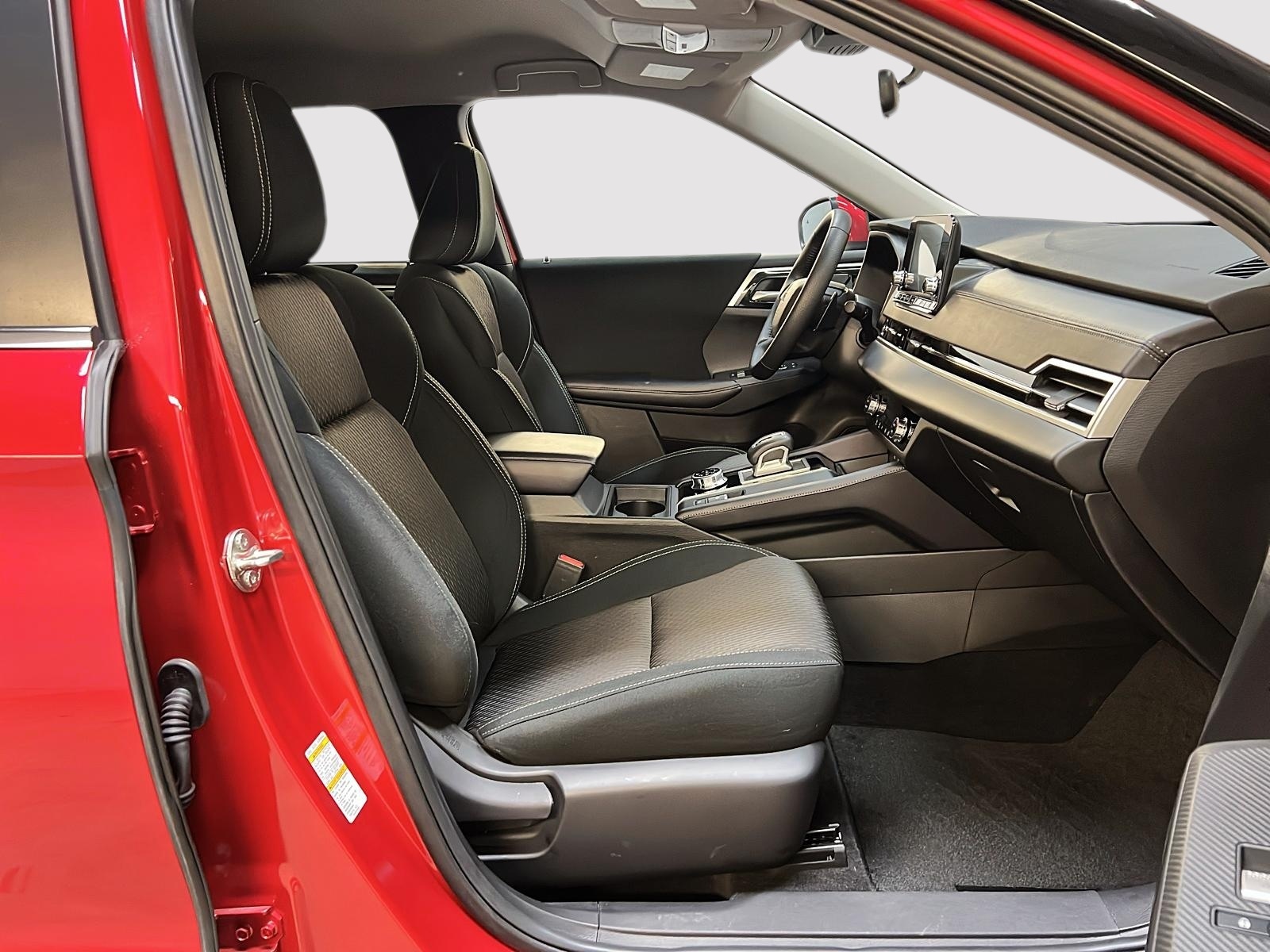 Mitsubishi Outlander ES S AWC 2024 - image #8