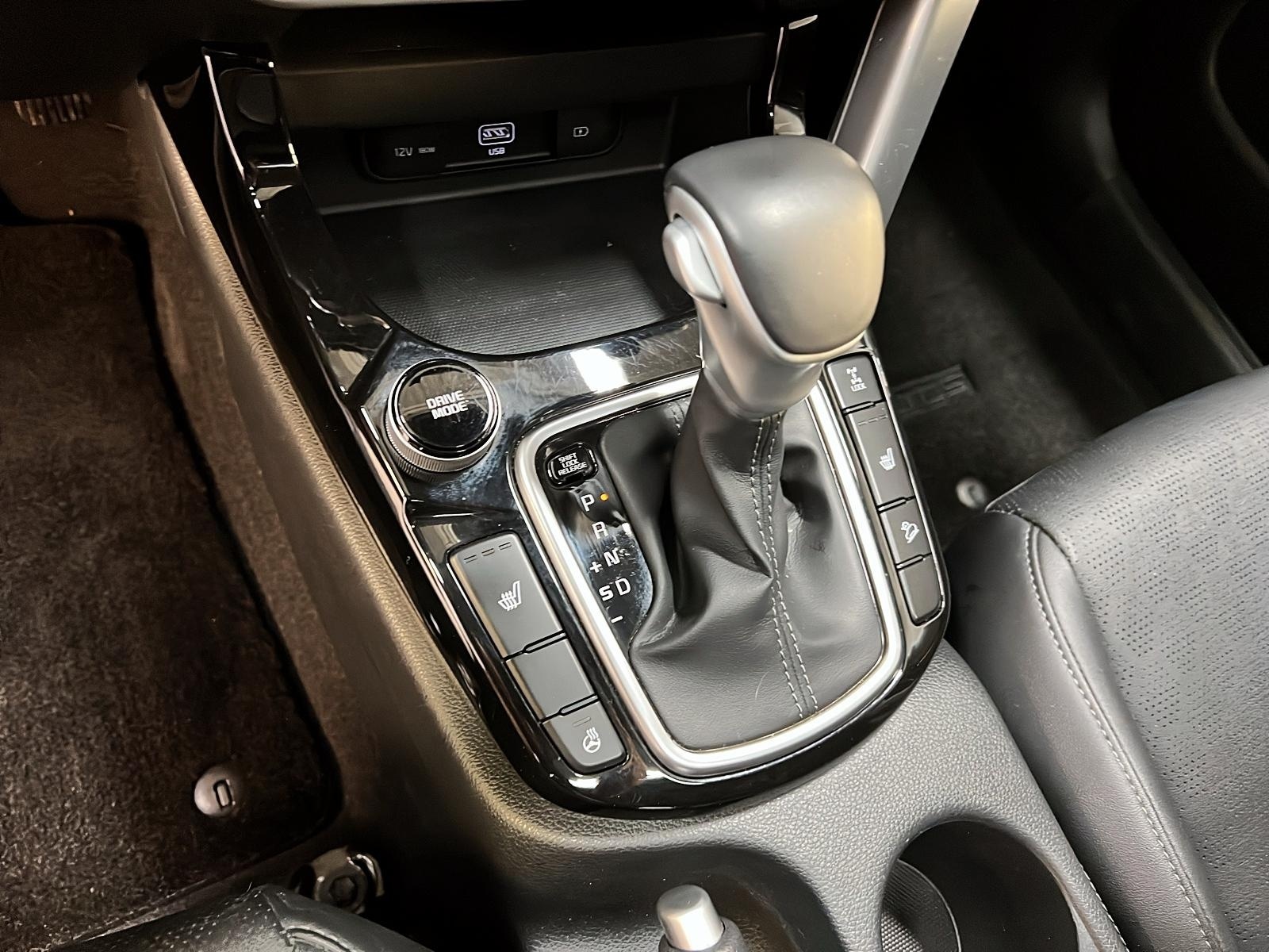 Kia SELTOS EX CUIR TOIT 4RM 2023 - image #14