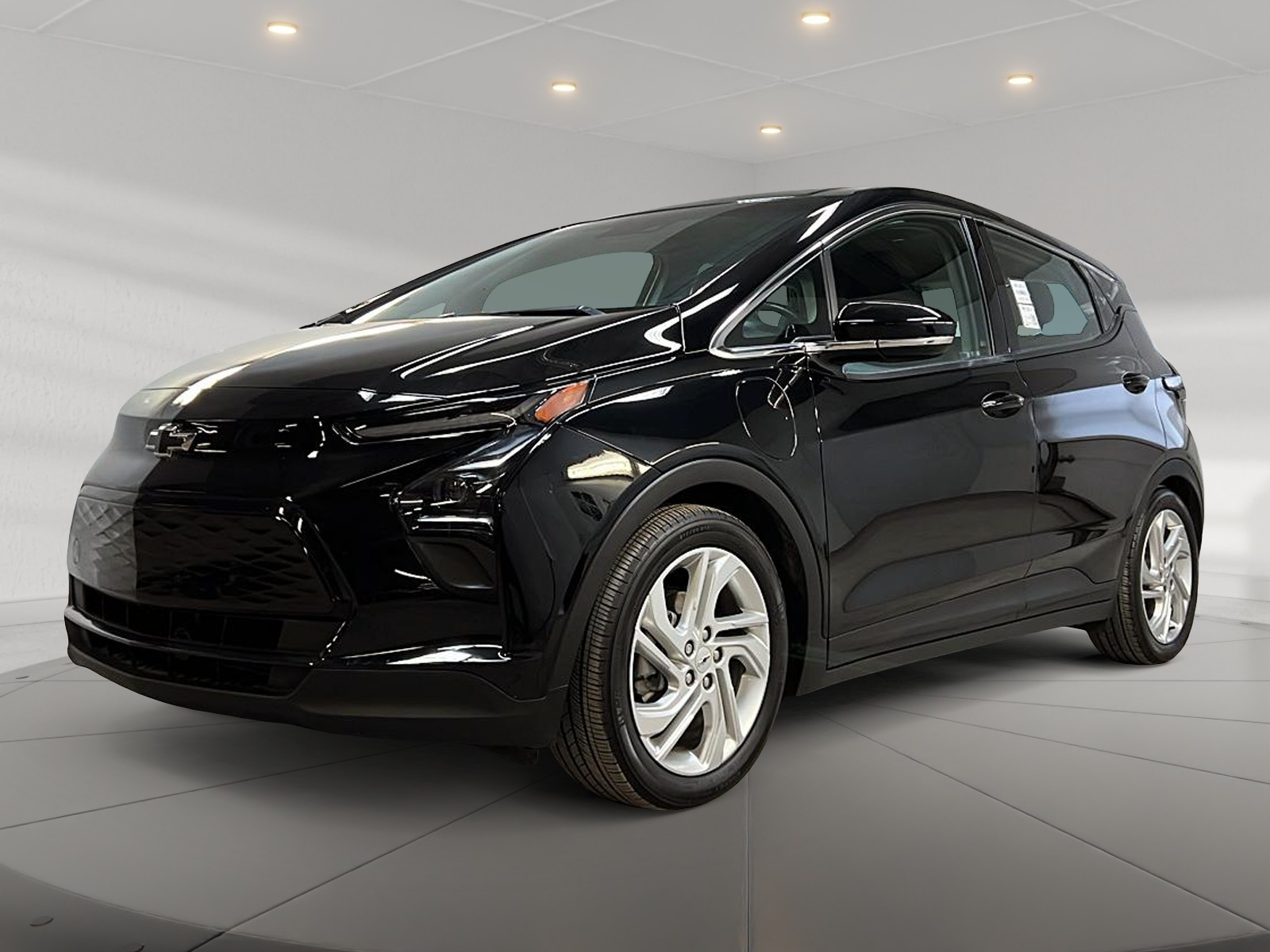 Chevrolet Bolt EV 1LT 2023 - image #1