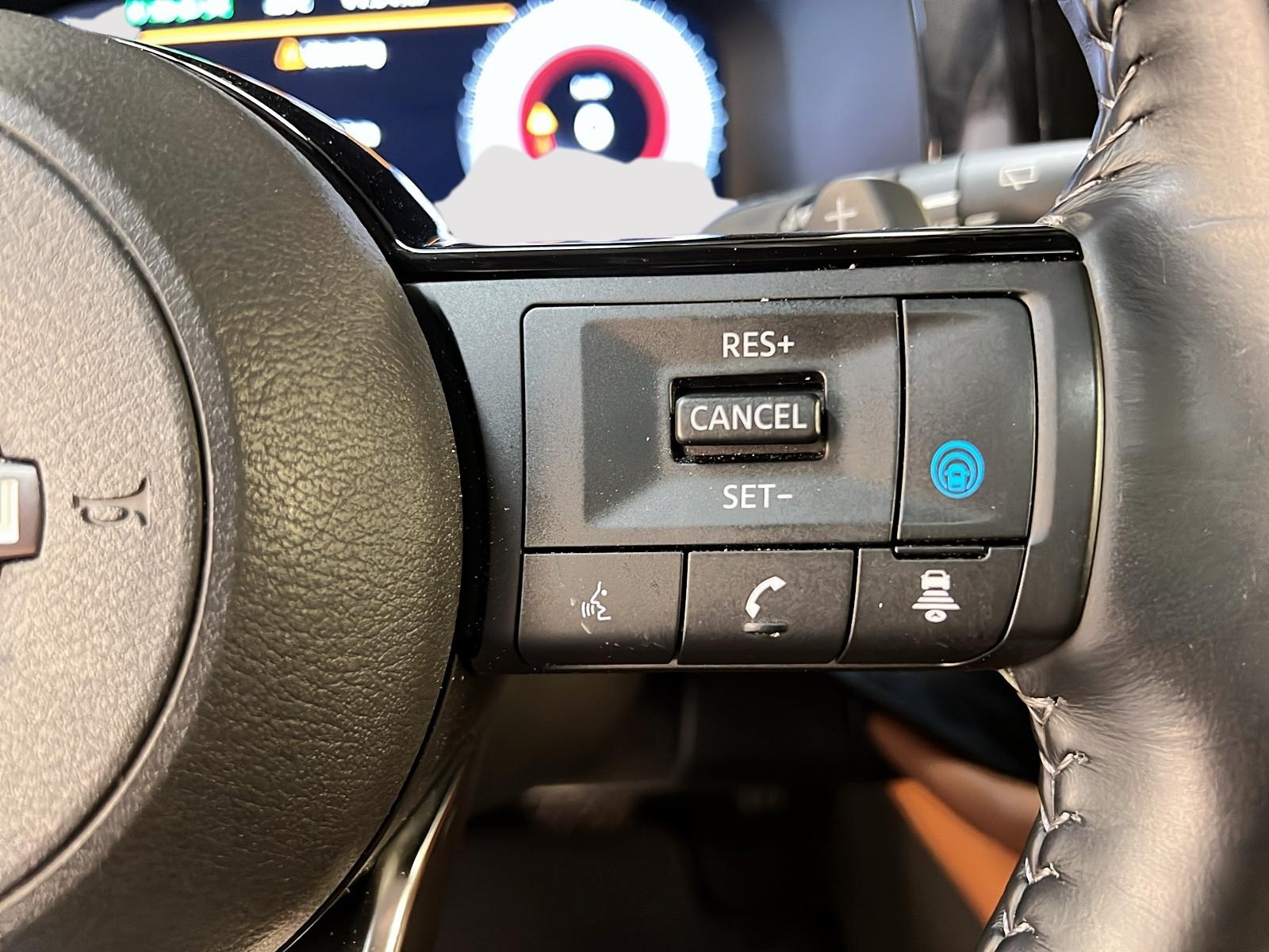 Nissan Pathfinder PLATINUM CUIR TOIT PANO NAV 4RM 2024 - image #23