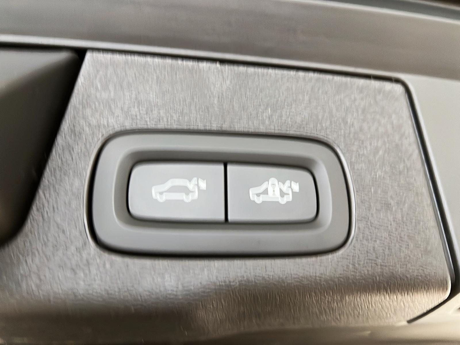 Volvo XC60 2025 - Image #22