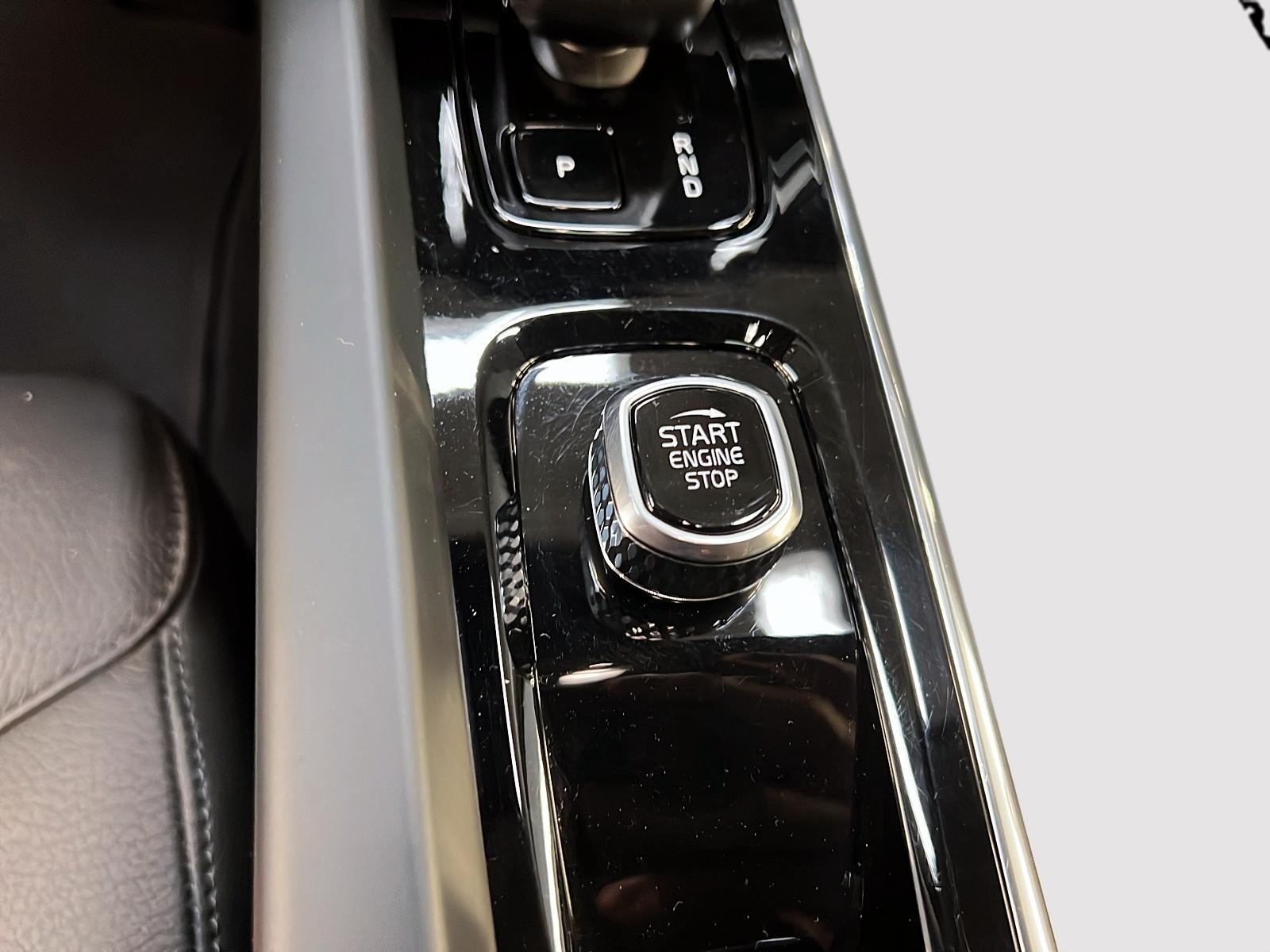 Volvo XC60 B5 PLUS CUIR TOIT PANO NAV 4RM 2025 - image #35