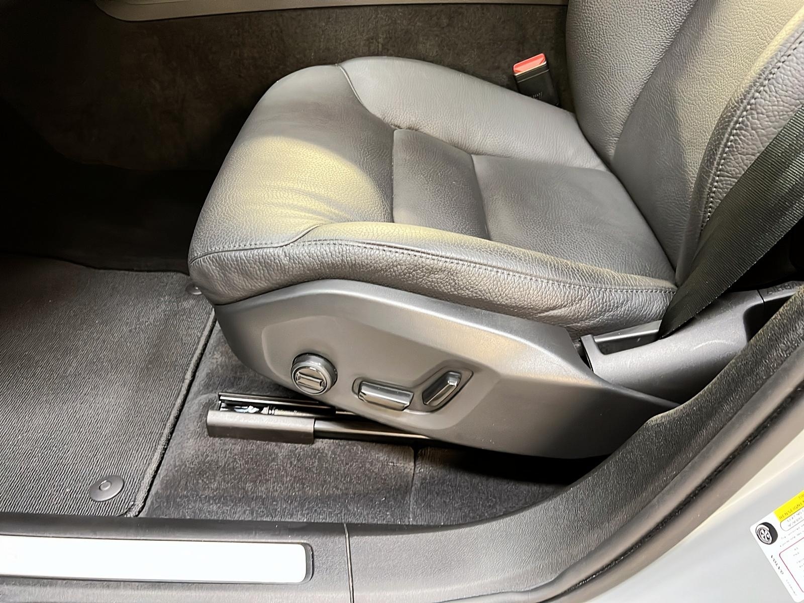 Volvo XC60 2025 - Image #47