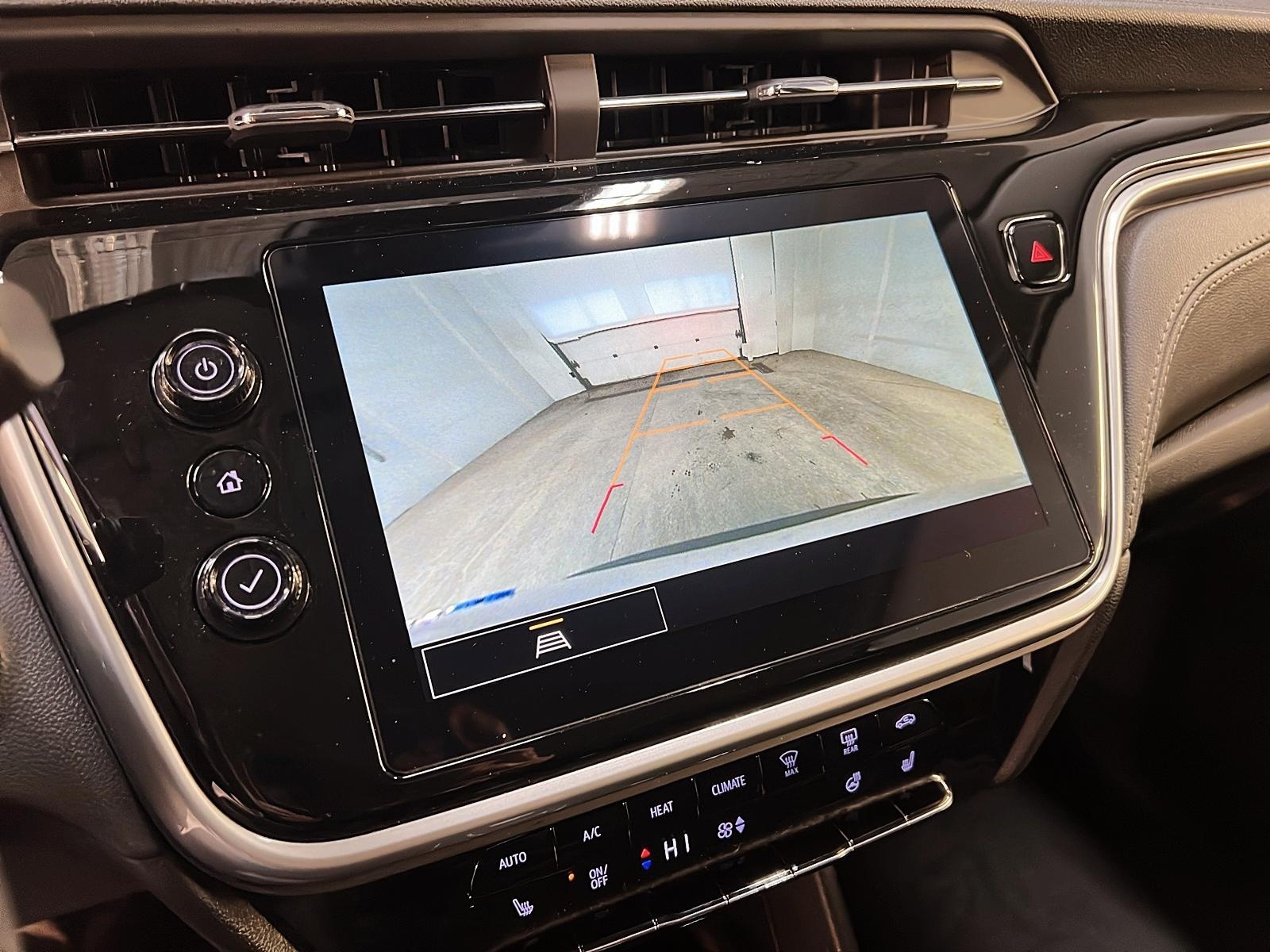 Chevrolet Bolt EUV 2LT 2023 - image #16