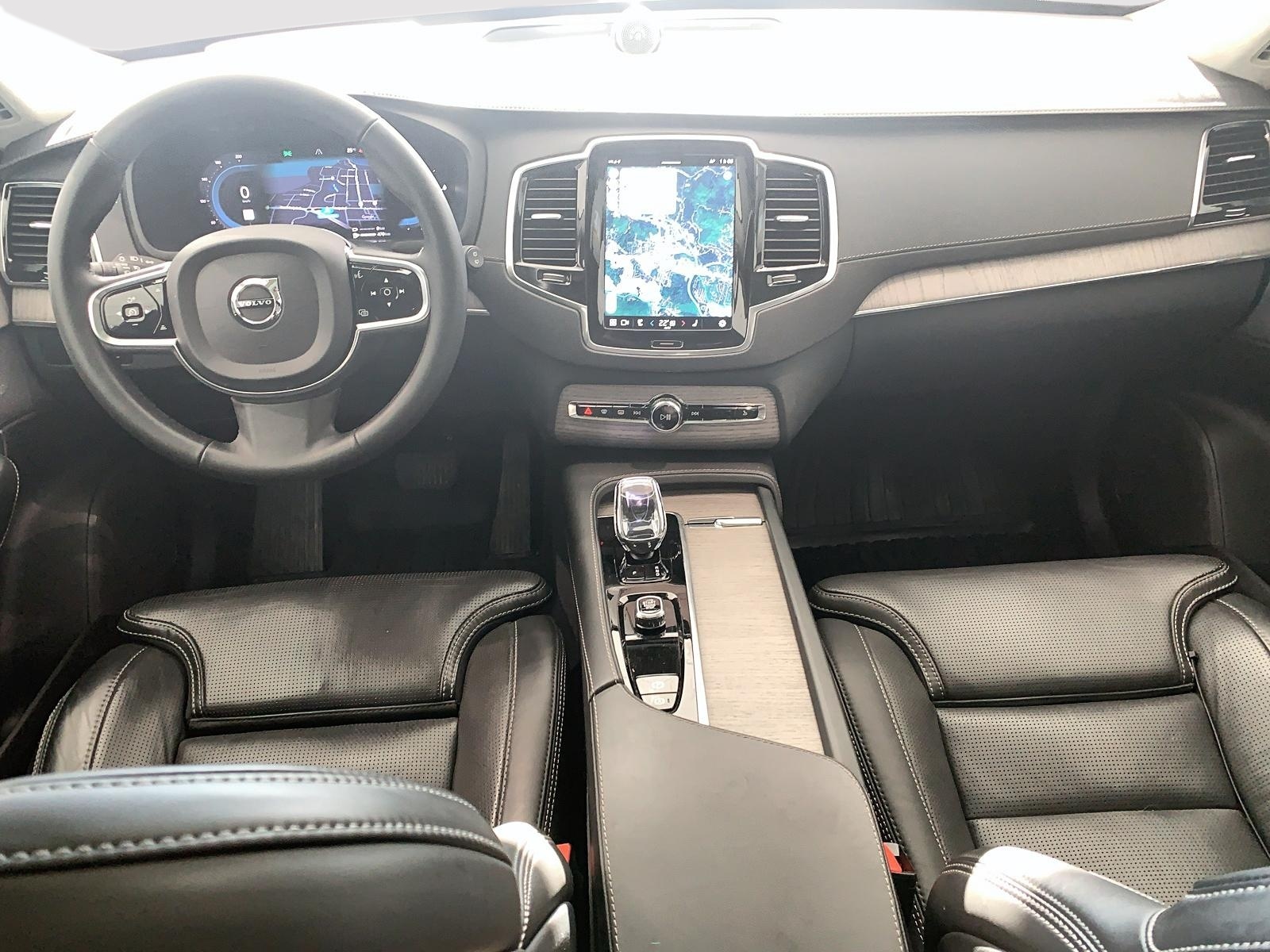 Volvo XC90 T8 RECHARGE ULTIMATE BRIGHT CUIR TOIT PANO NAV 4RM 2024 - image #11