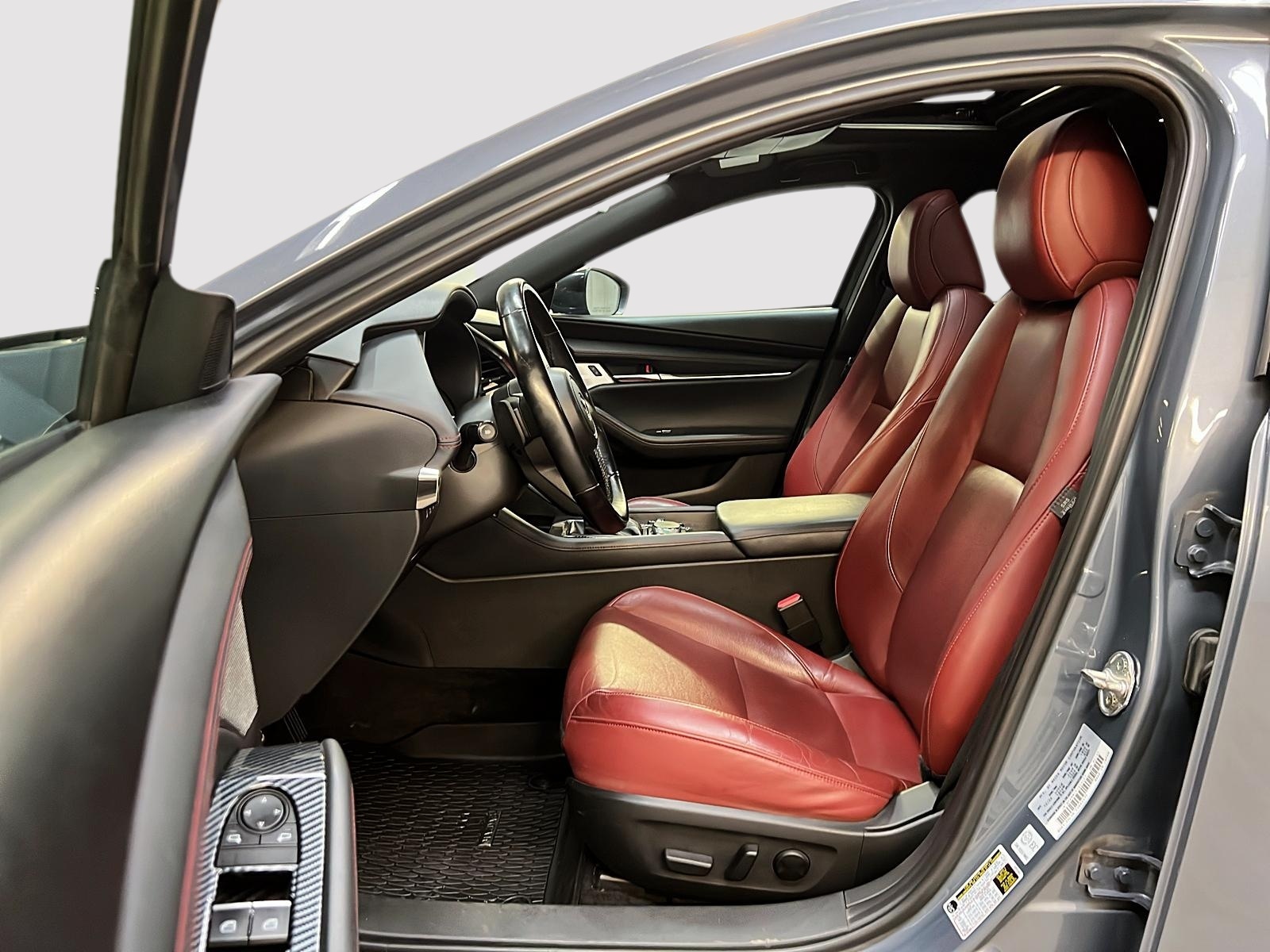 Mazda Mazda3 Sport GT CUIR TOIT NAV 2023 - image #7