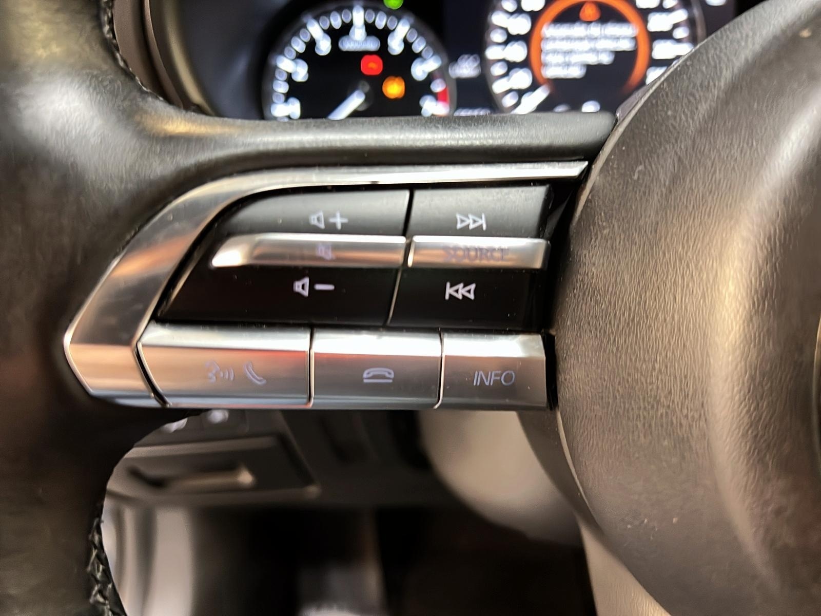 Mazda Mazda3 Sport GT CUIR TOIT NAV 2023 - image #22