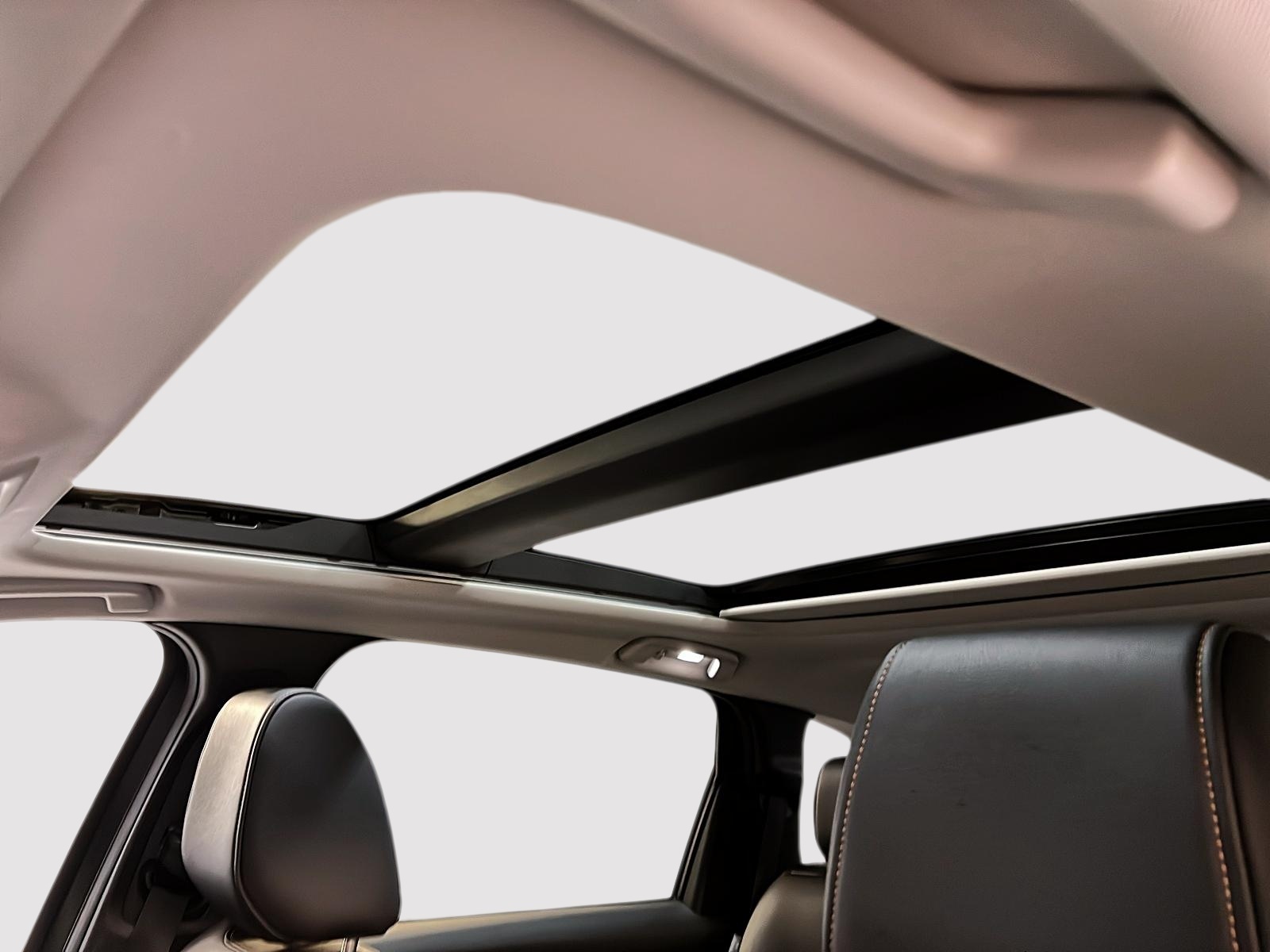 Mazda CX-90 GS LUXE PHEV CUIR TOIT PANO 4RM 2024 - image #11