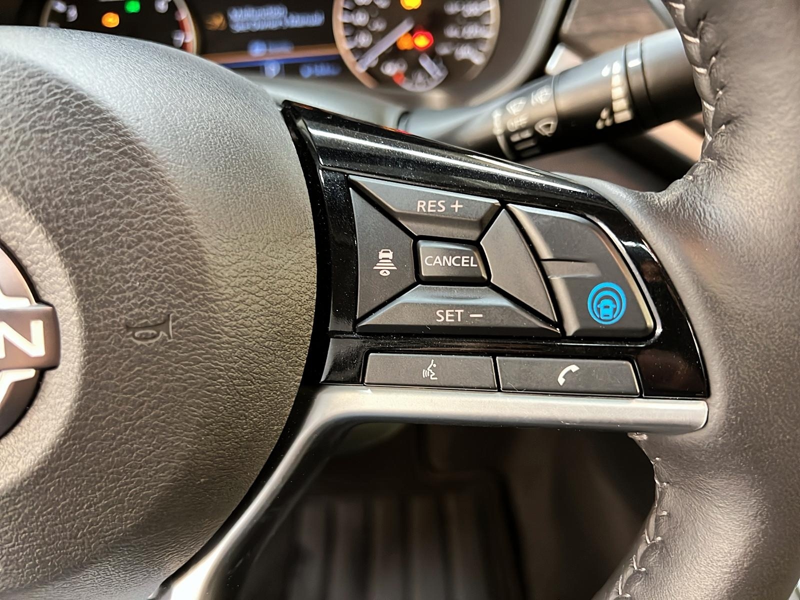 Nissan Altima PLATINUM CUIR TOIT NAV 4RM 2024 - image #20