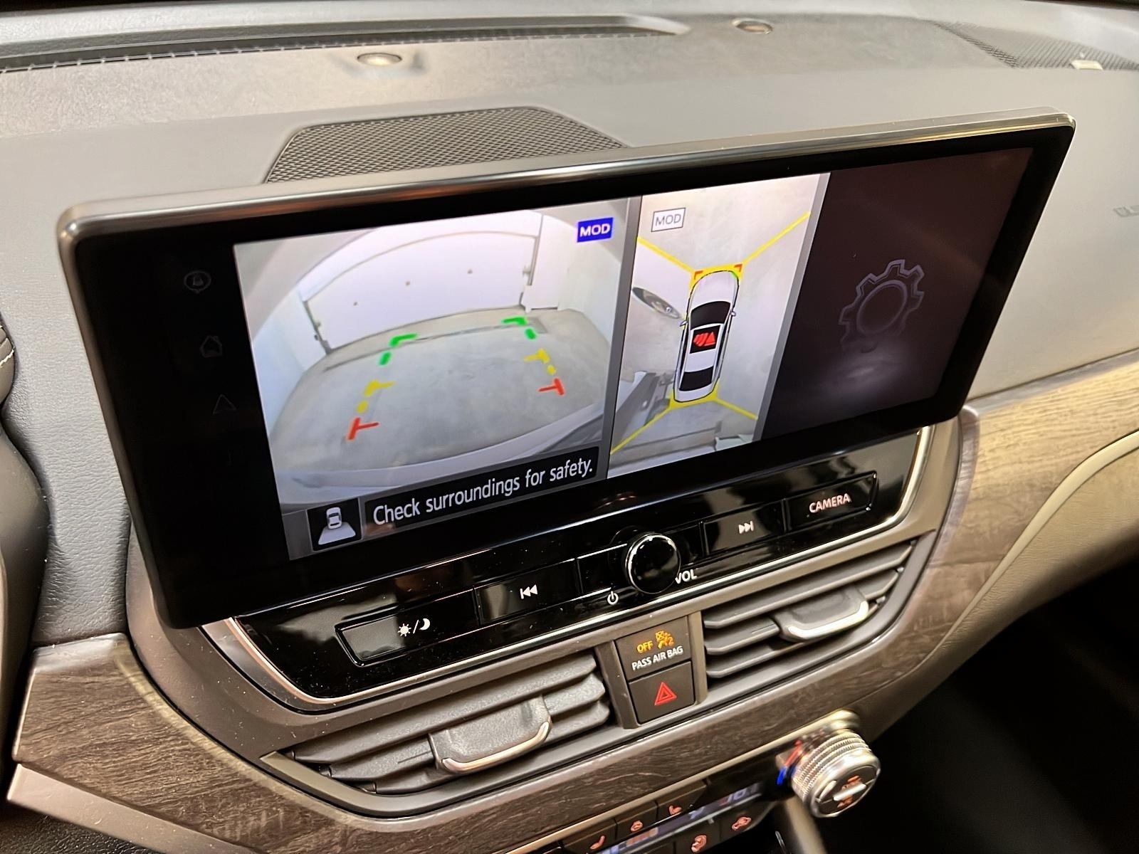 Nissan Altima PLATINUM CUIR TOIT NAV 4RM 2024 - image #17