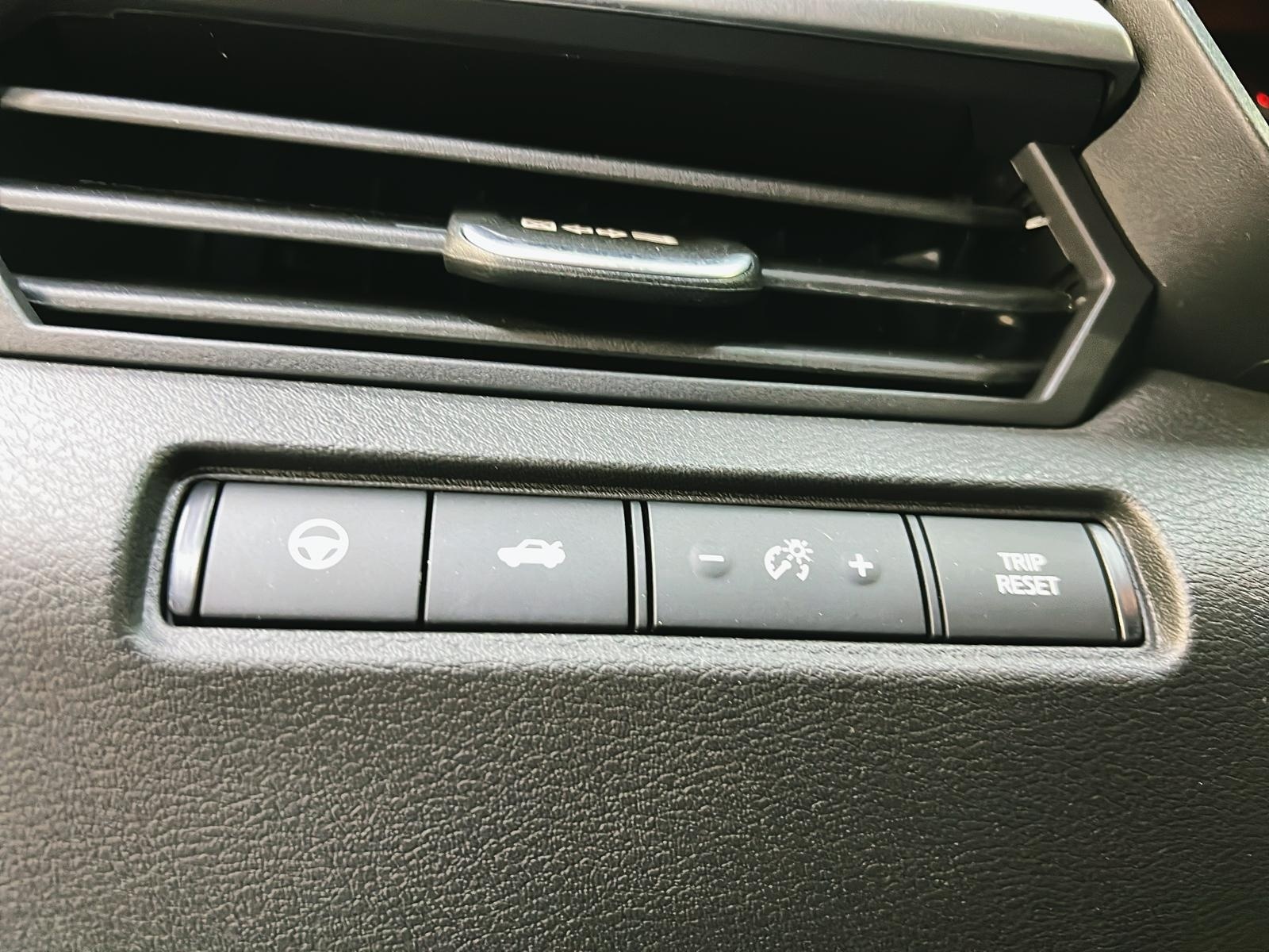 Nissan Altima PLATINUM CUIR TOIT NAV 4RM 2024 - image #22